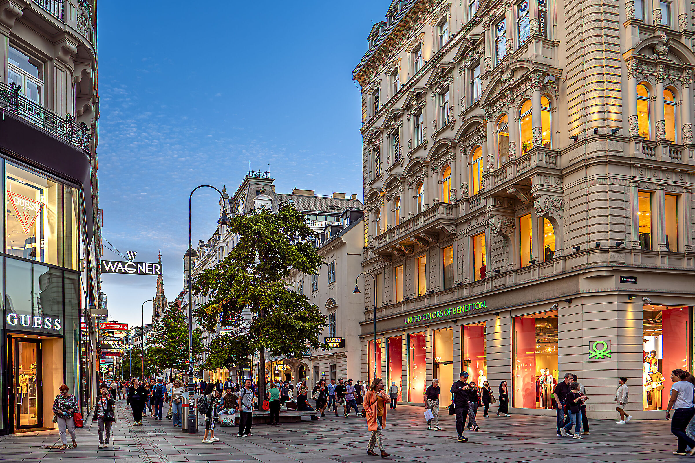 Passeggio in Via Kärntner Strasse - Vienna