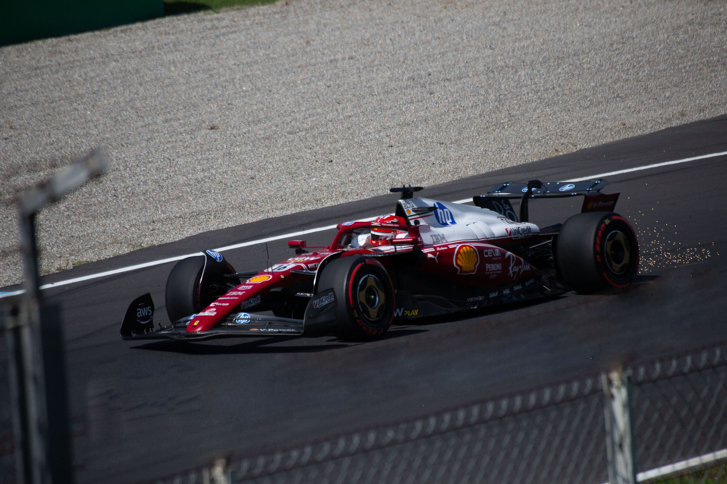 Leclerc rettilineo uscita Ascari