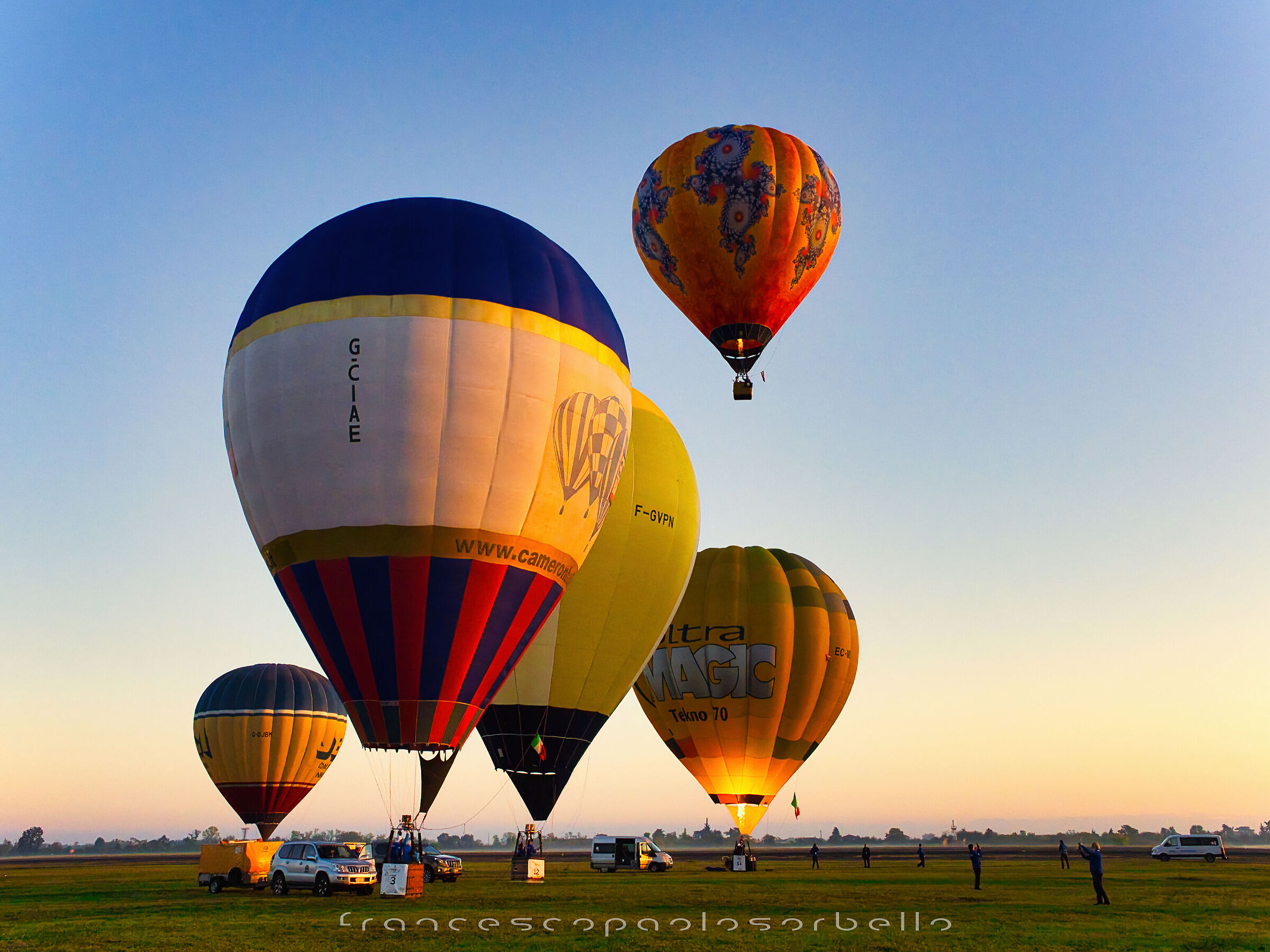 Hot air balloons before the flight