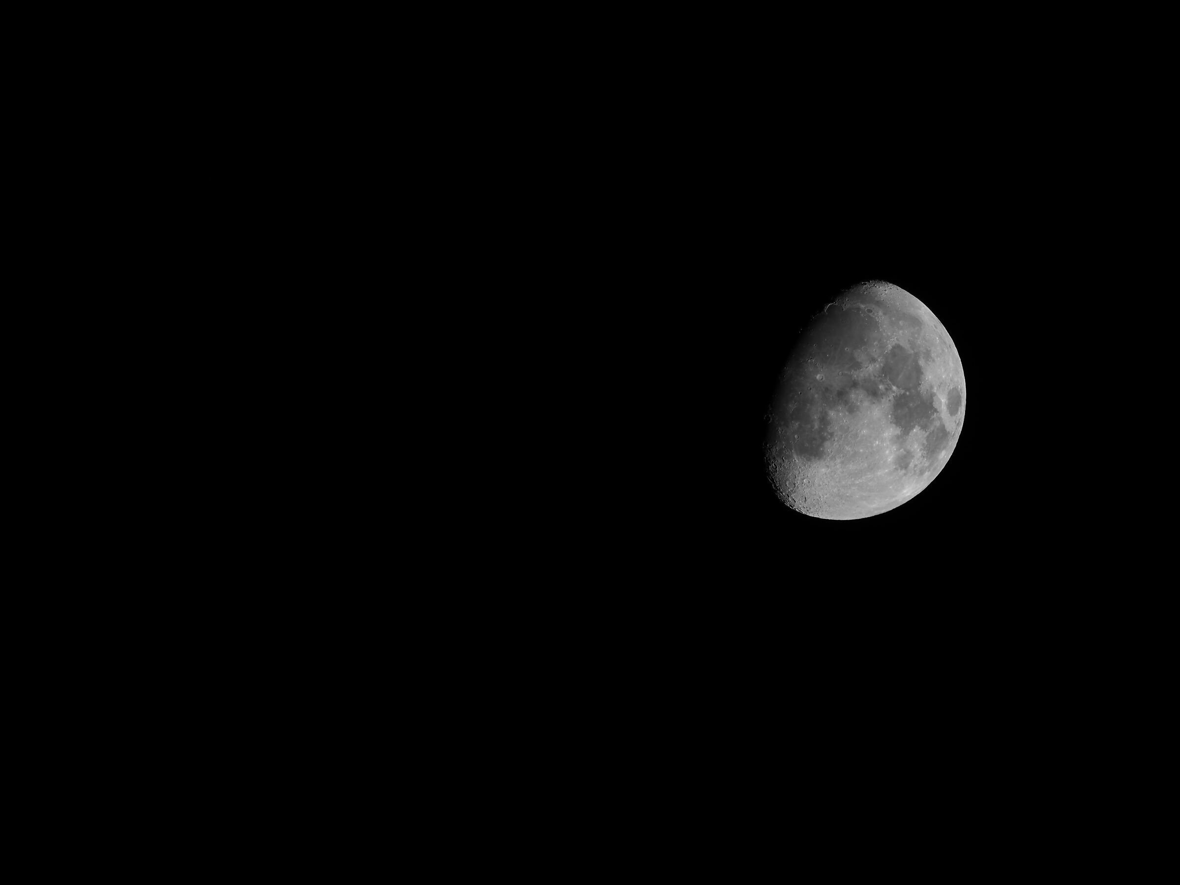 Moon photo without crop with olympus pen ep7