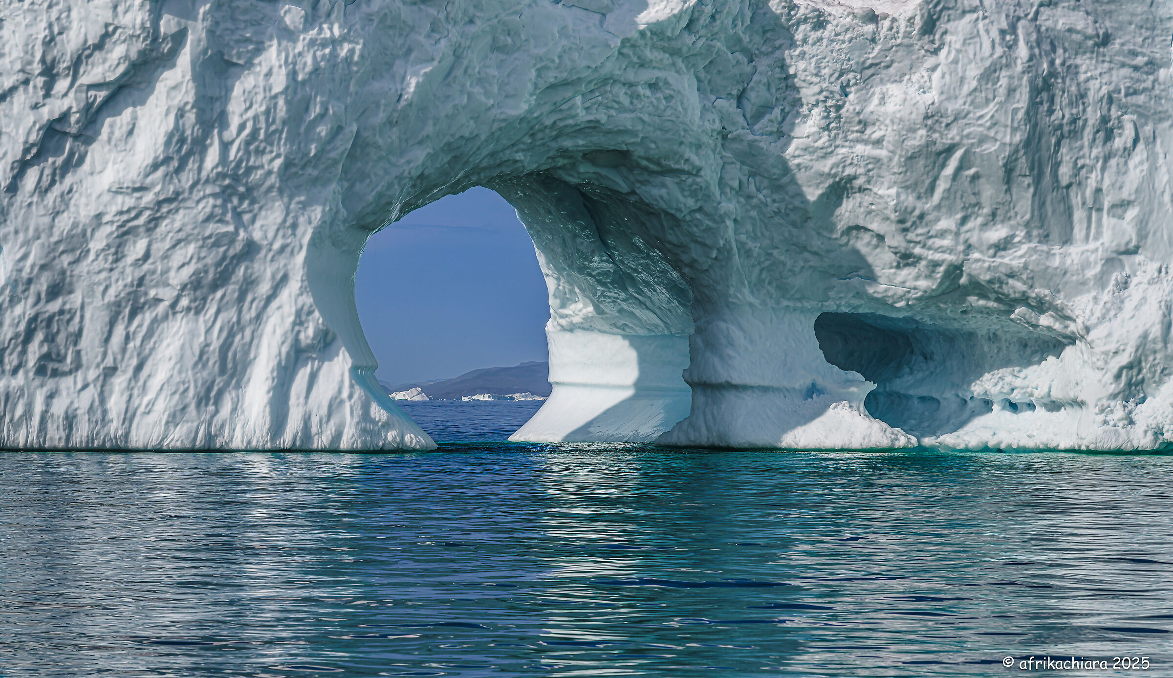 Looking through the Isberg