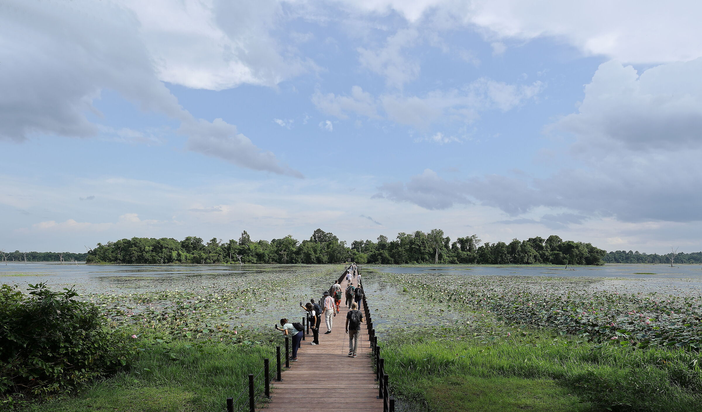 Access walkway to Neak Pean Temple