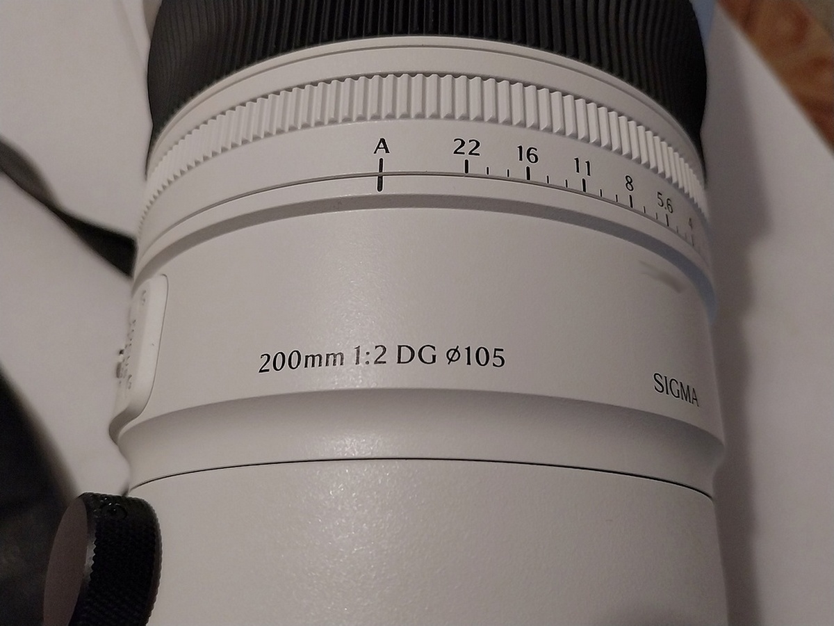 Sigma 200/2 Sport