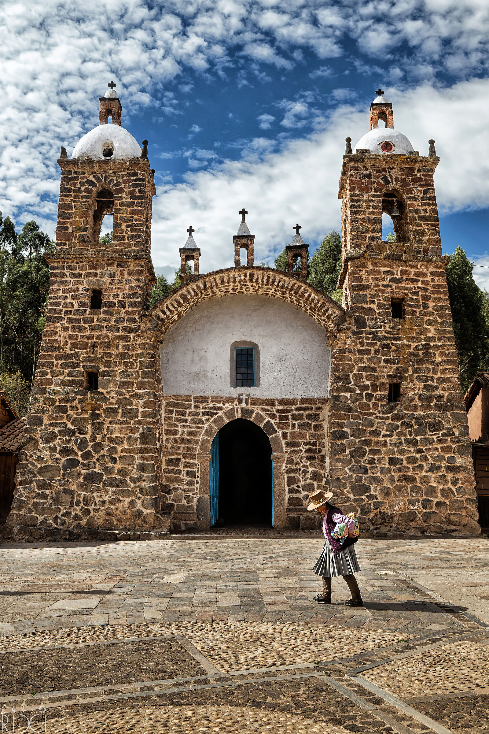 Iglesia San Pedro de Cacha. Raqchi, Peru