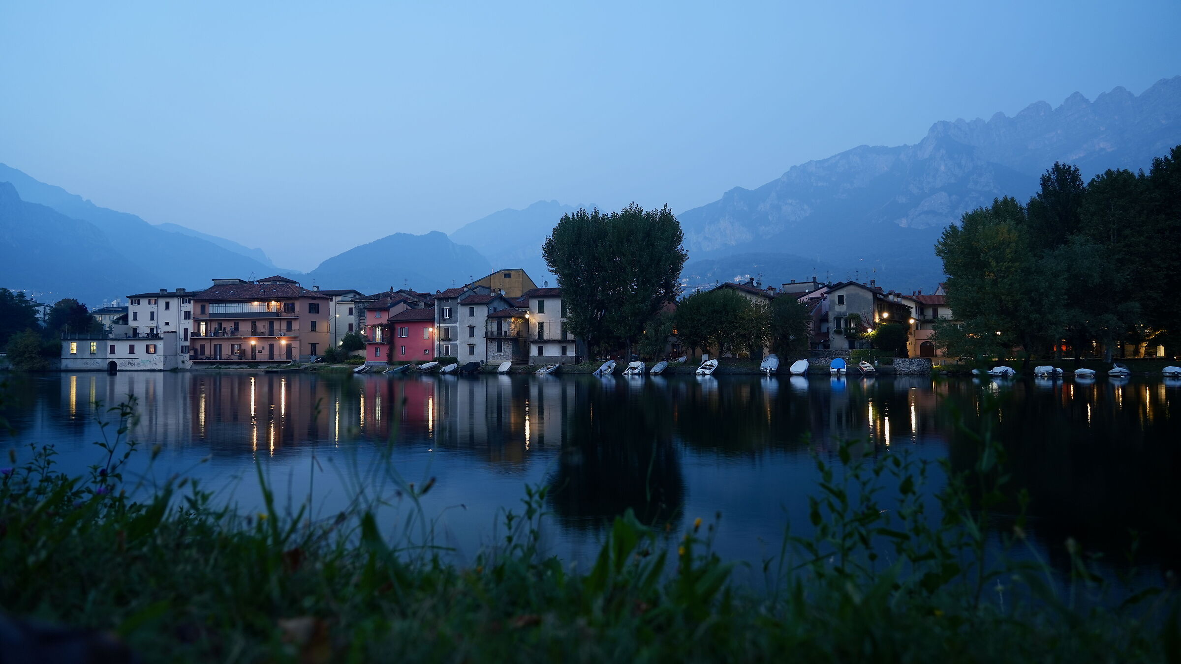 Pescarenico, evening falls 2
