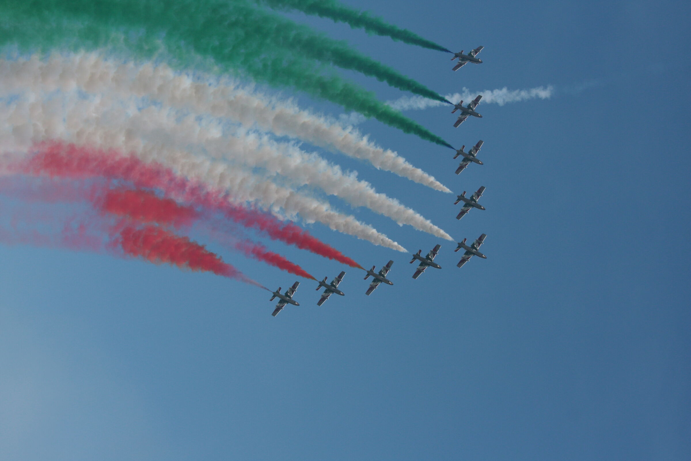 Un cielo che celebra l'Italia.