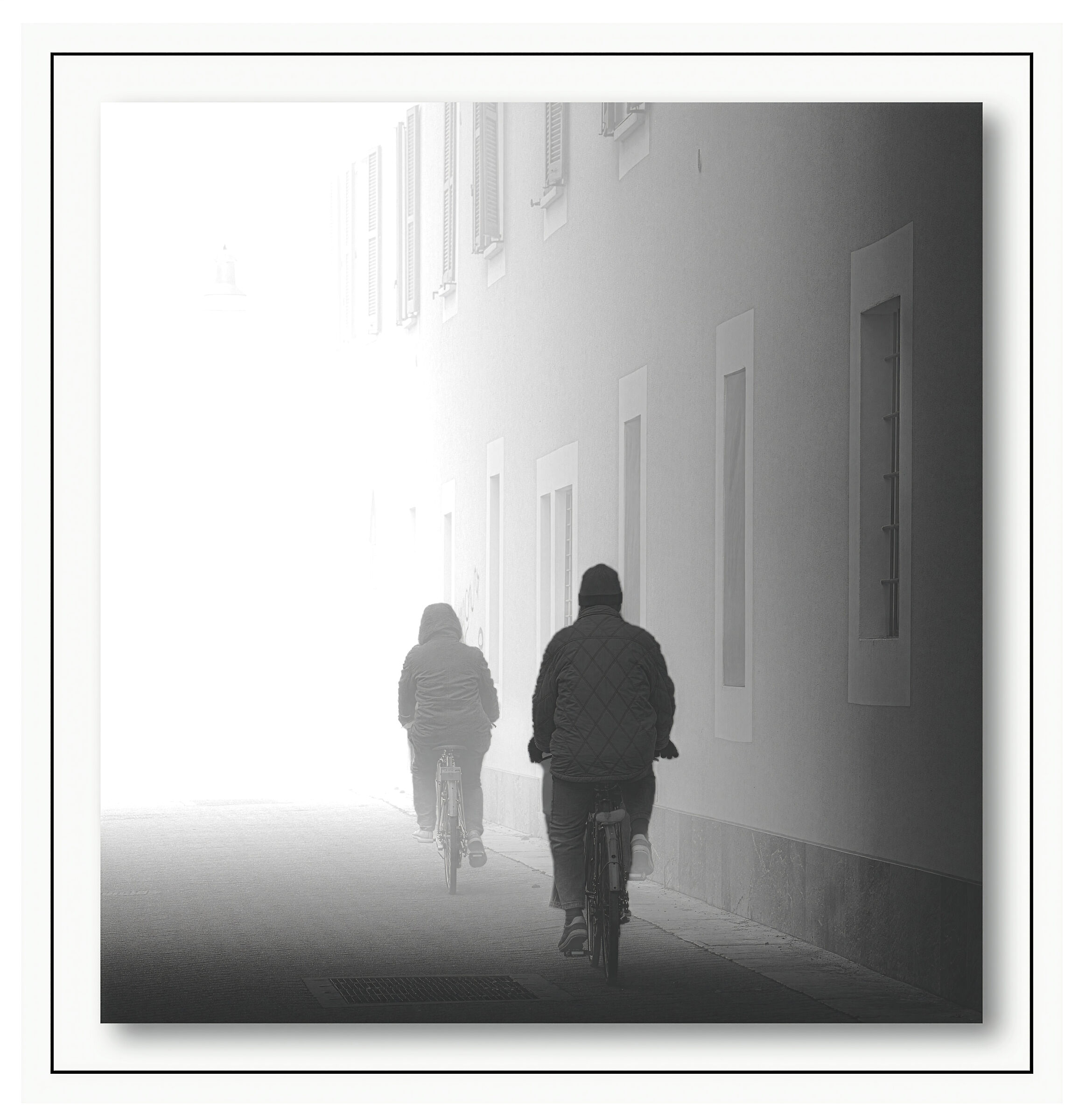 along the Martesana (canal)