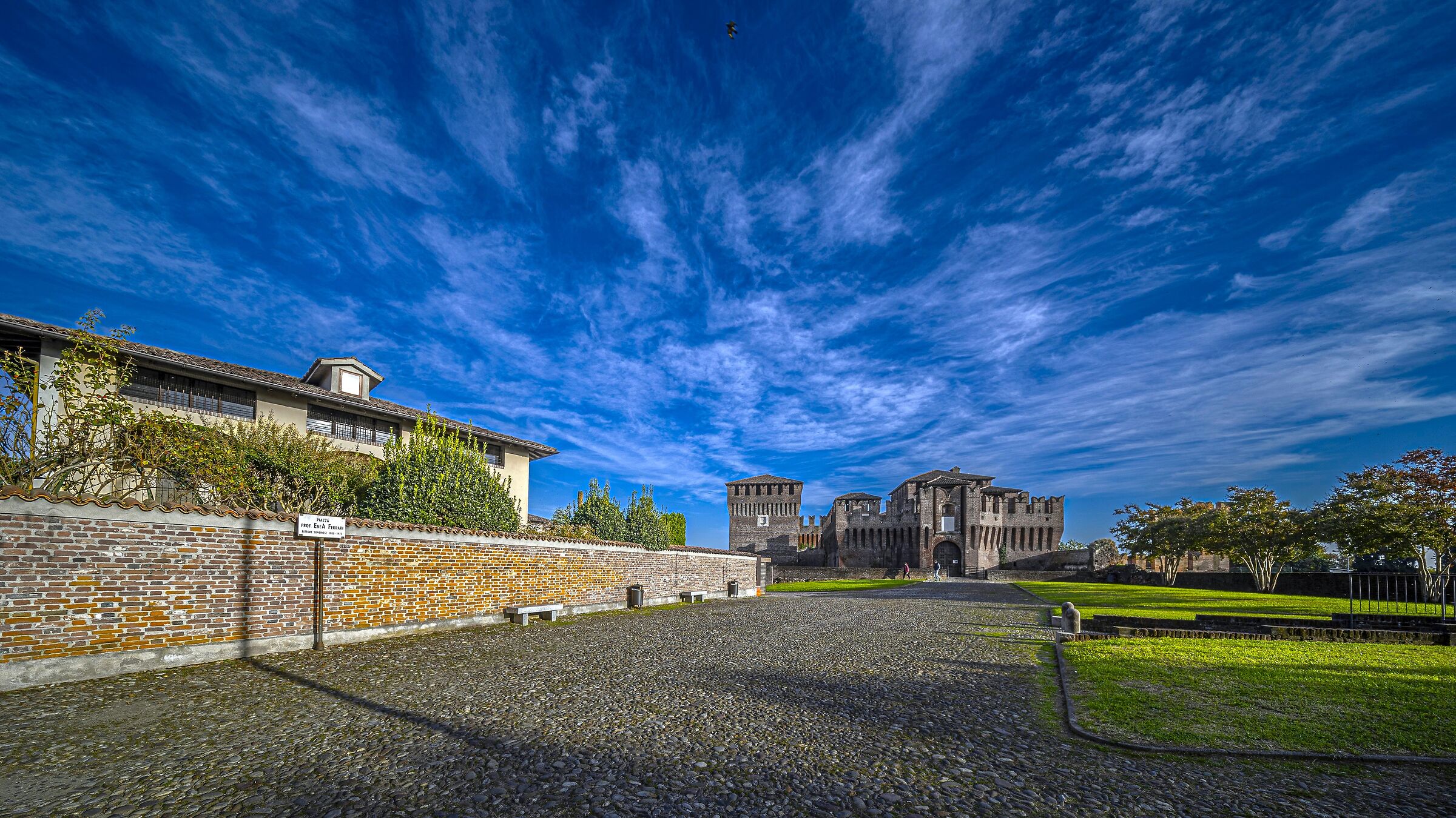 Soncino in 9 mm - antistante la rocca