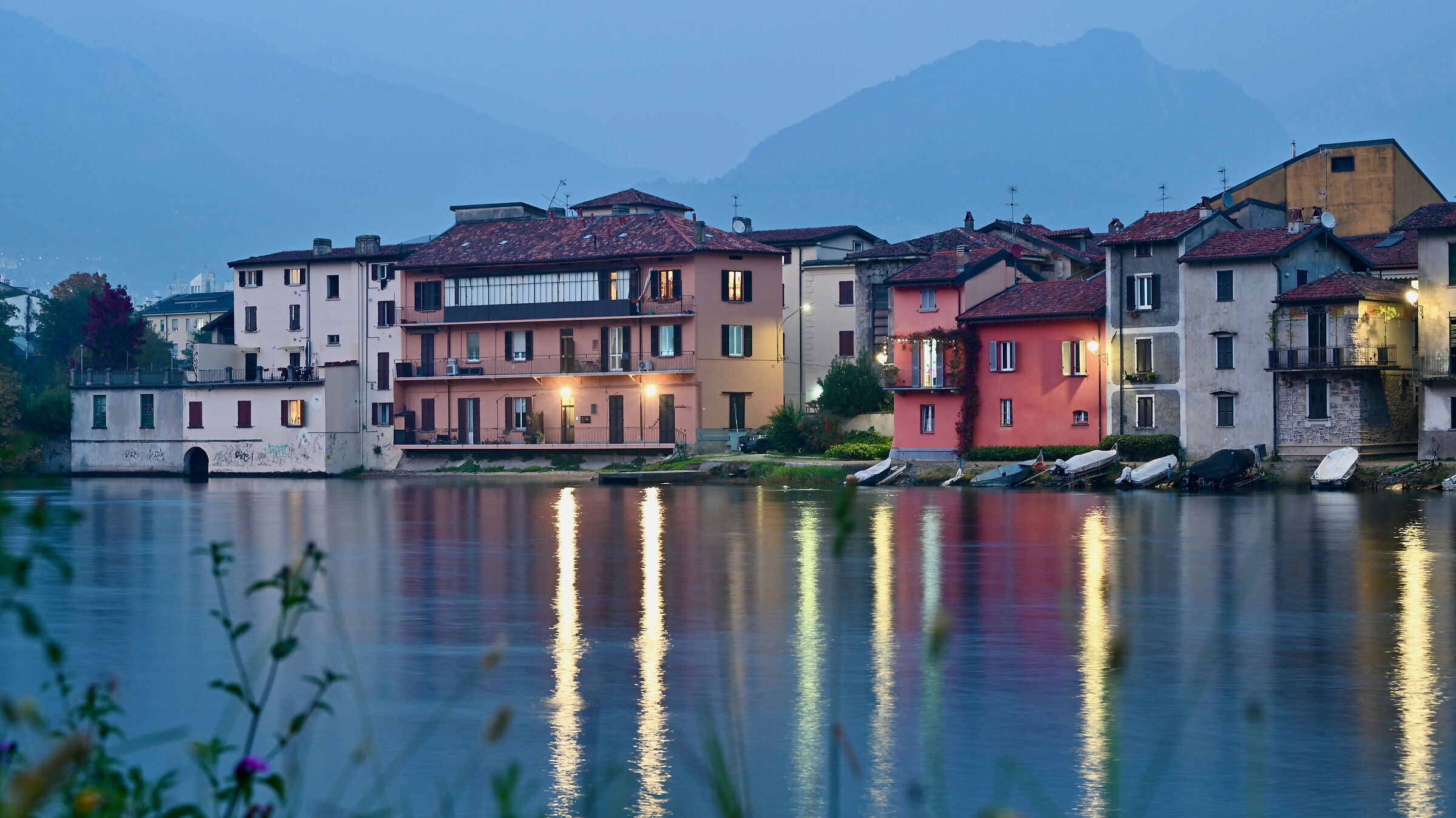 Pescarenico, evening falls 6