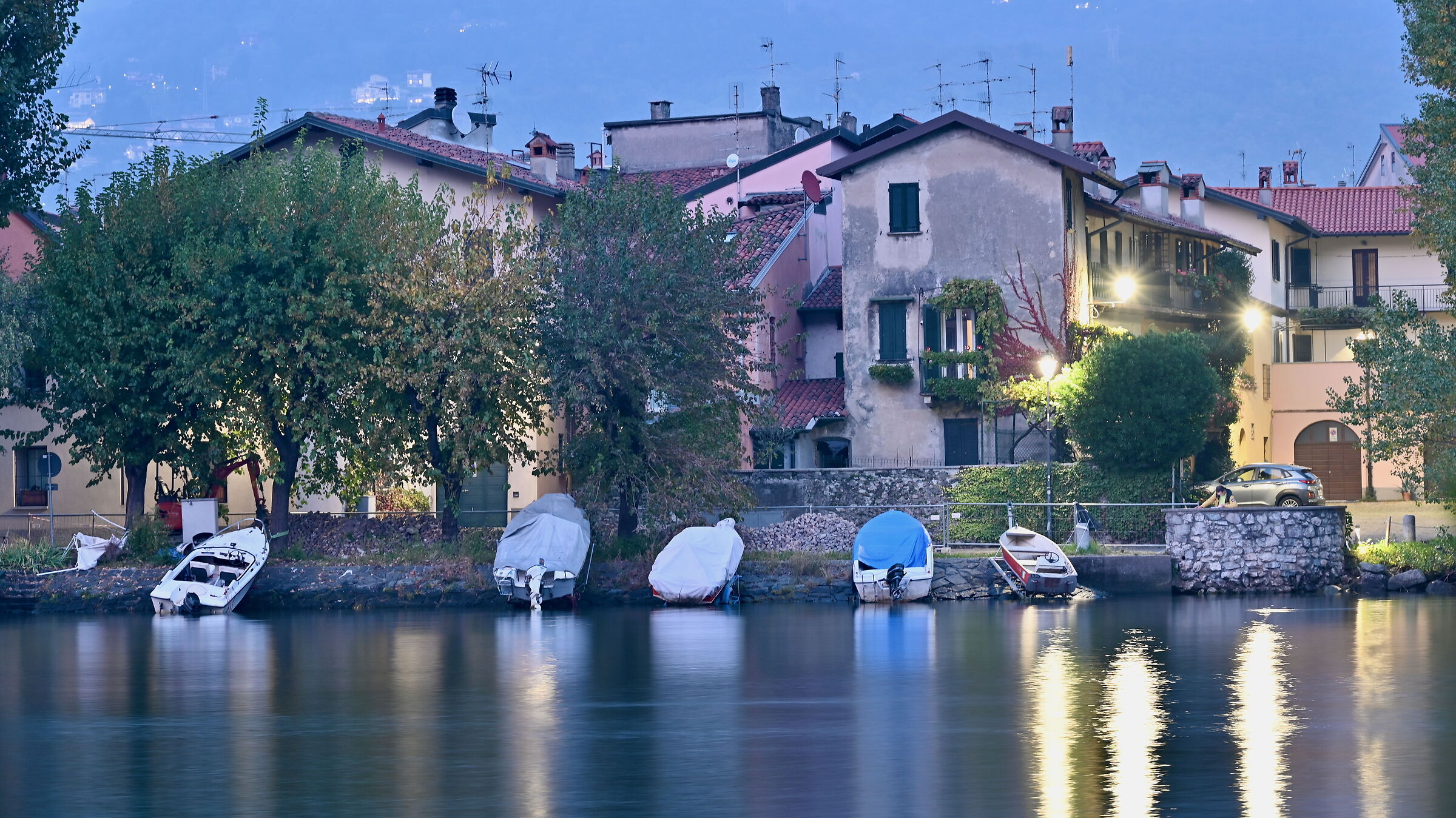 Pescarenico, evening falls 7