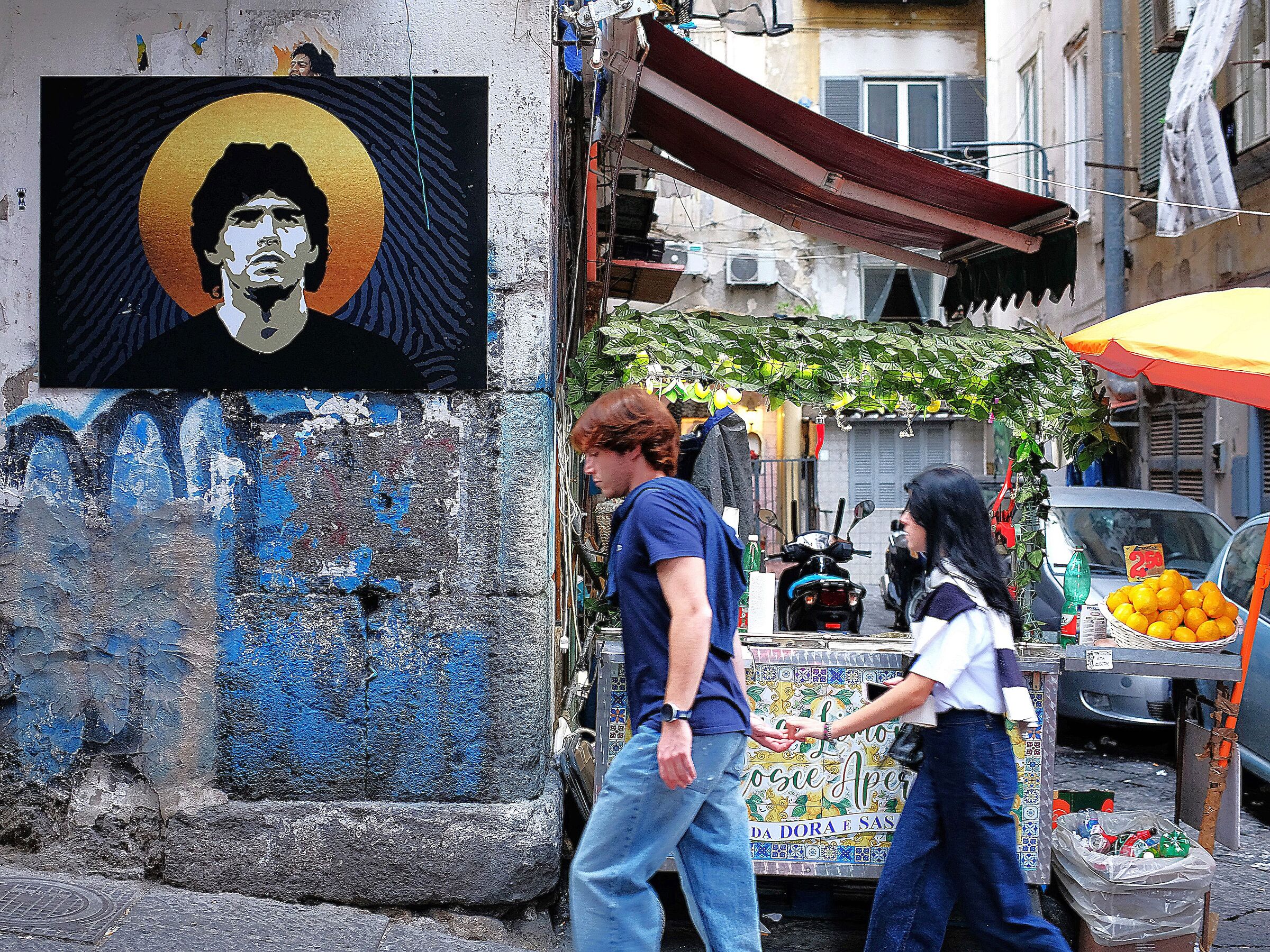 Up the alleys of the Spanish Quarters