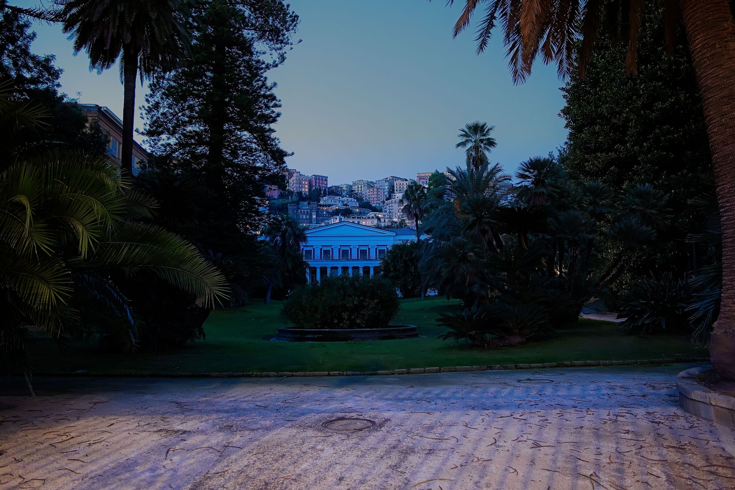 Il museo Pignatelli al calar della sera