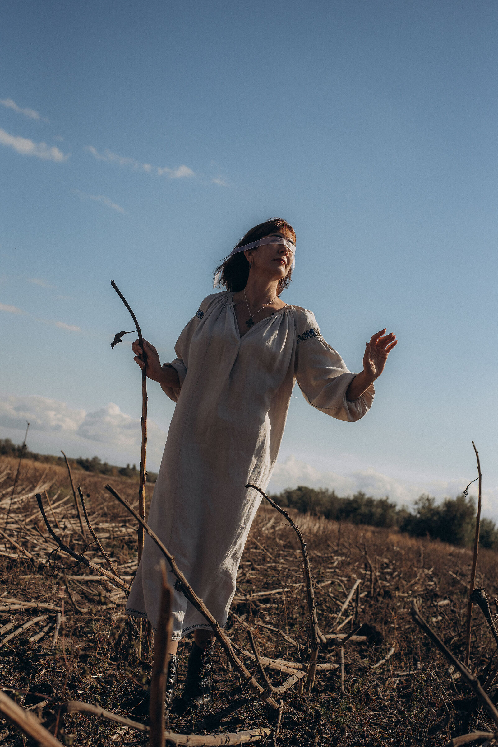 tempi in cui anche i vedenti camminano alla cieca