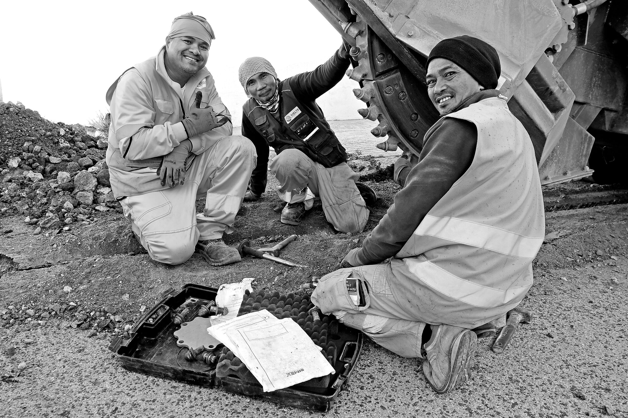 Operai "fibra ottica" nei piccoli paesi