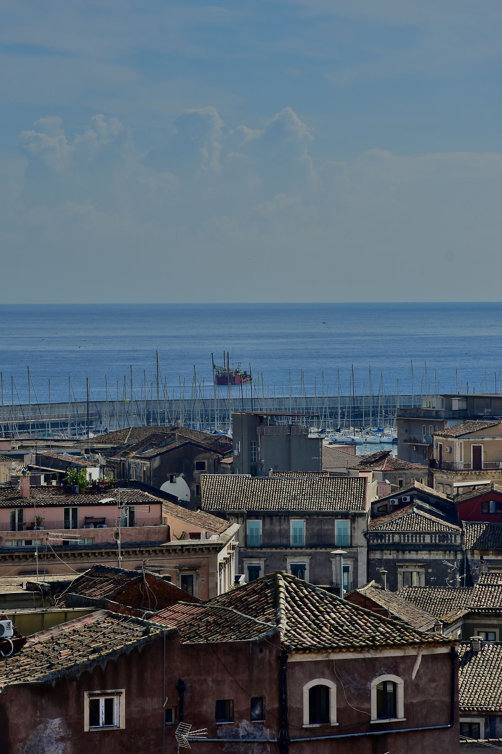 fino a giù al porto