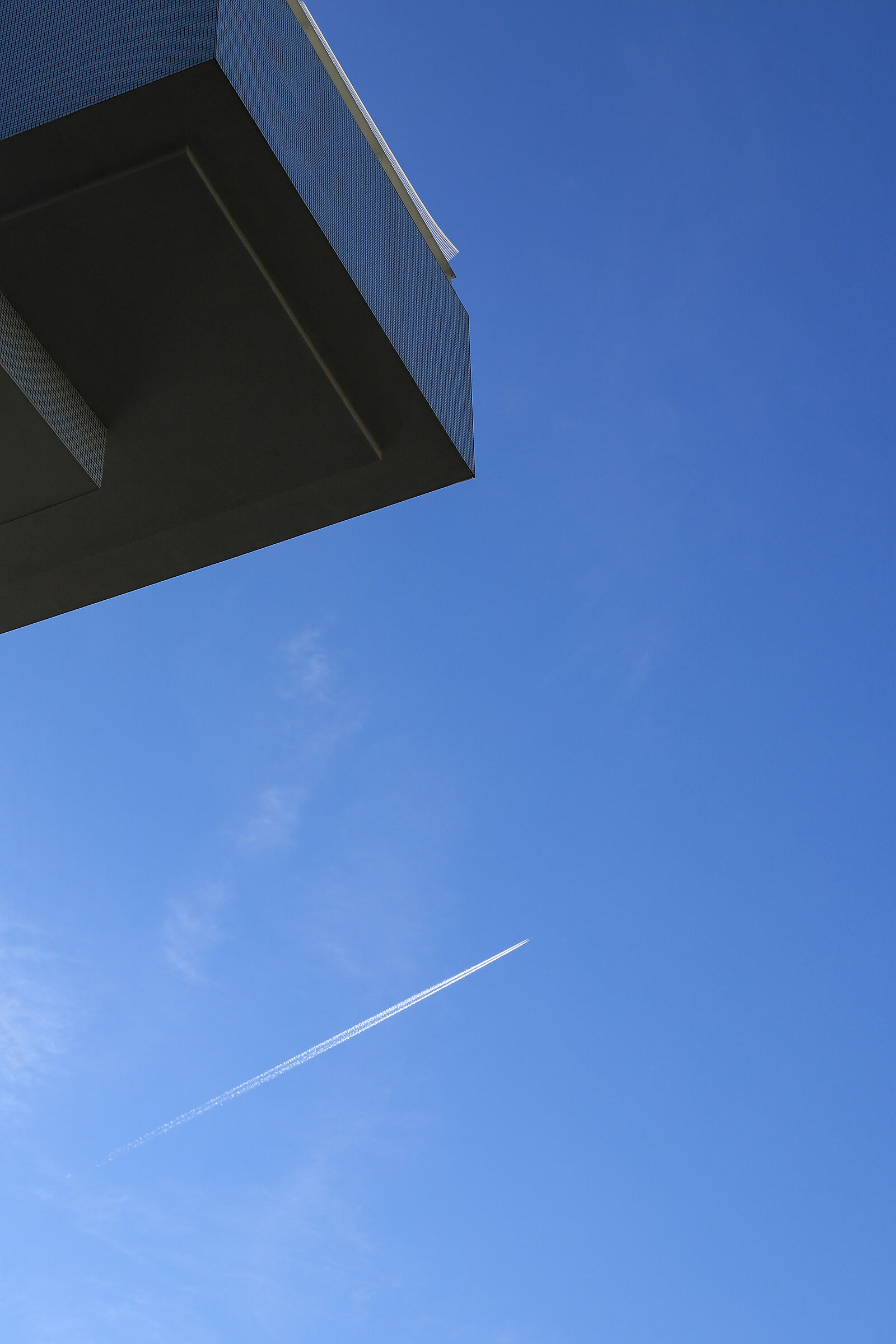 Diagonals and parallels.