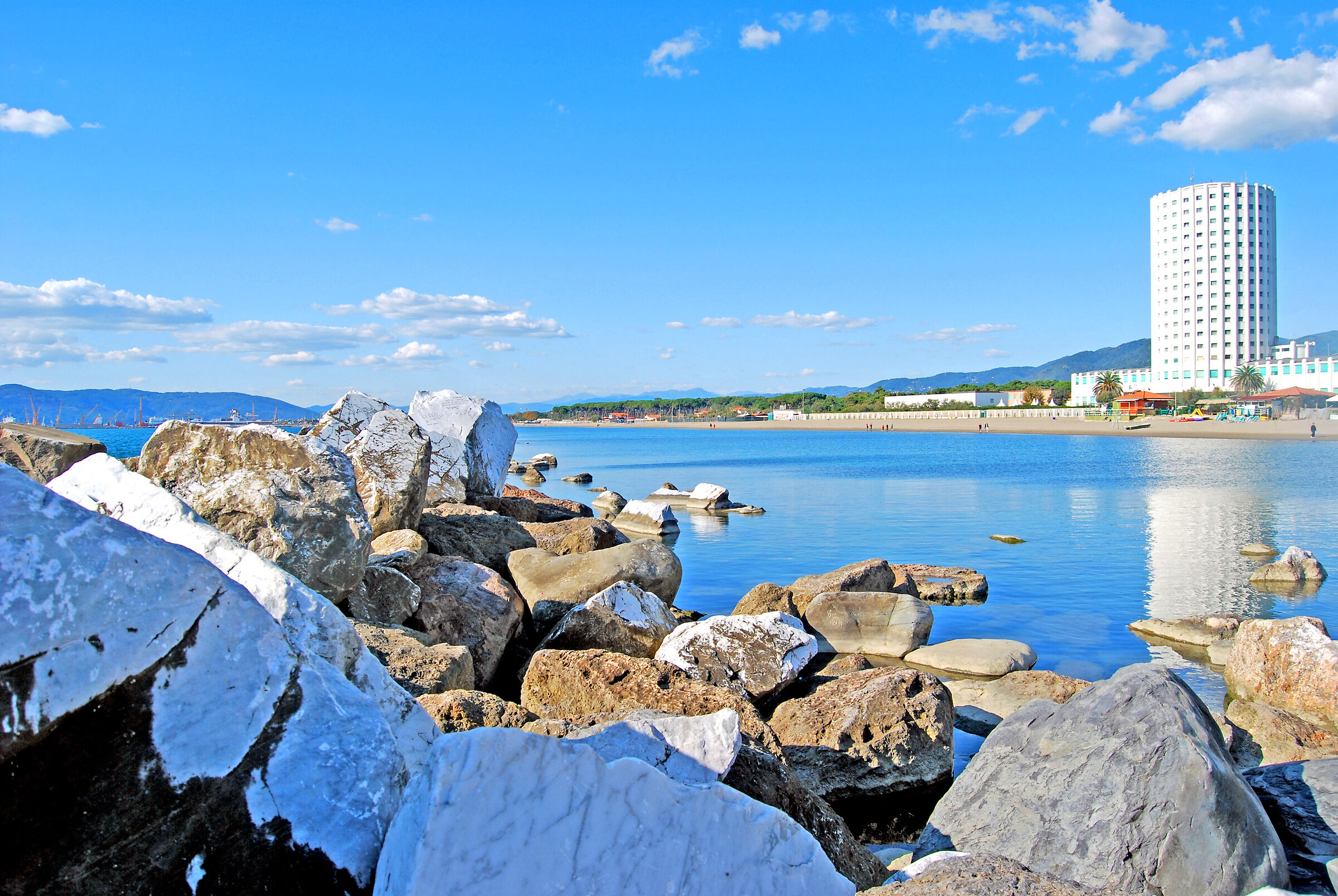 Torre FIAT, Marina di Massa