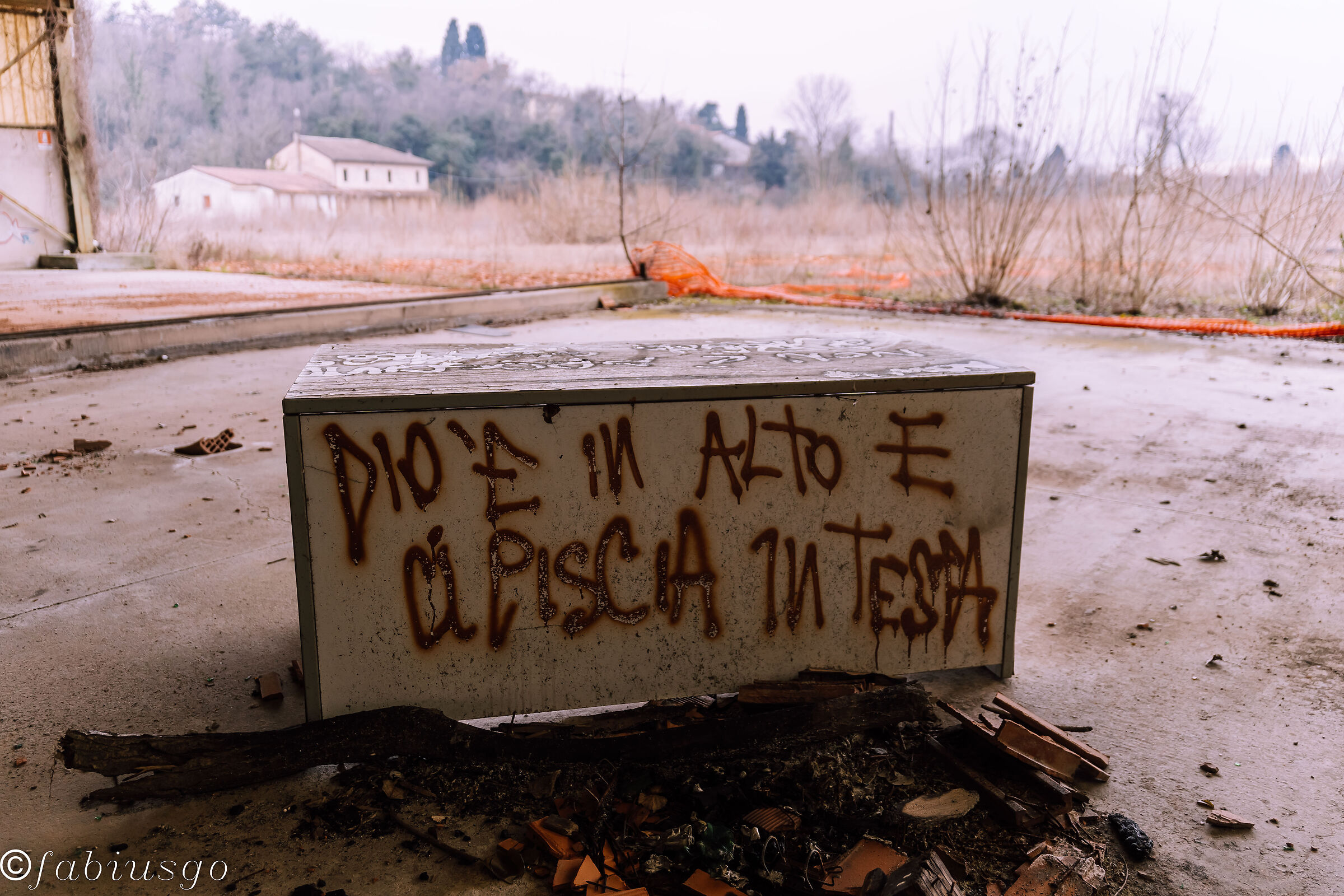 Nella bibbia non si parla di DIO