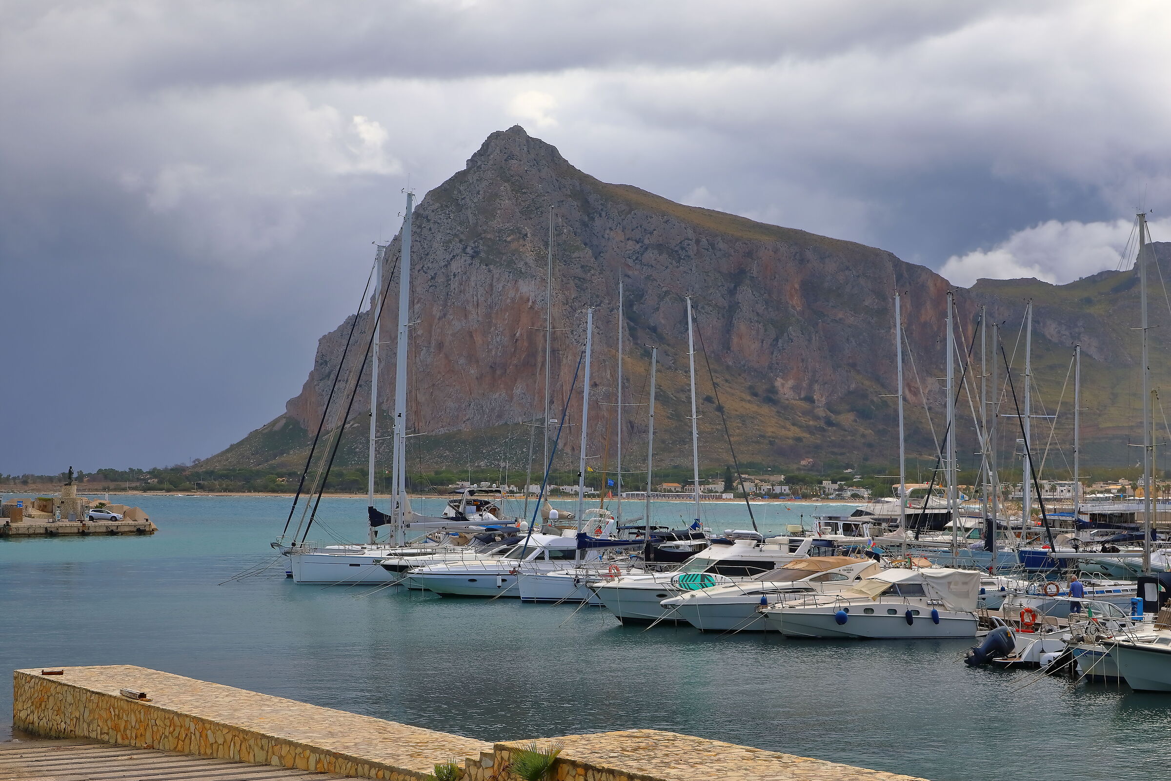 Il porto 02 ottobre 2025 - 0050