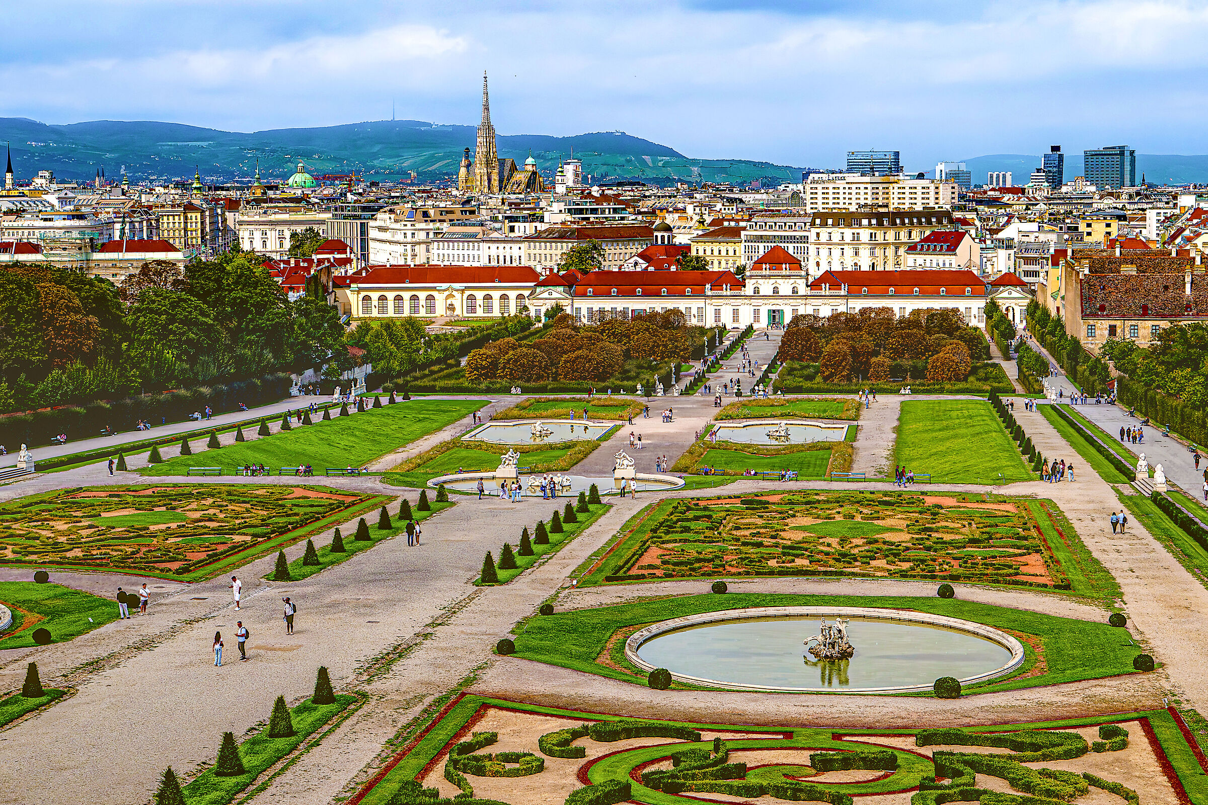 Italian gardens of the Belvedere Castle