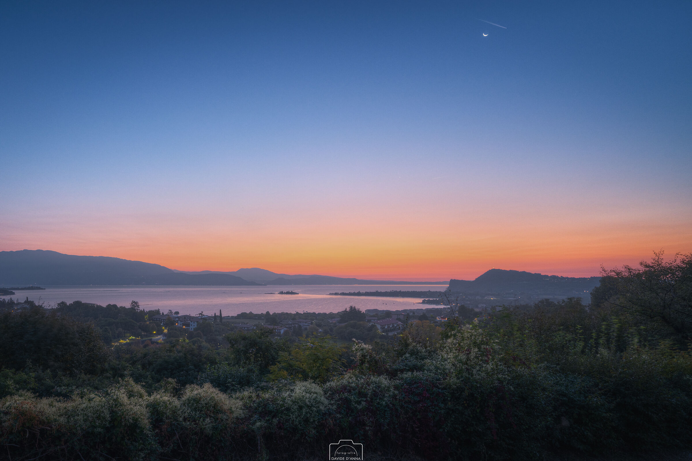 Sunrise on Lake Garda from Serraglie - Manerba
