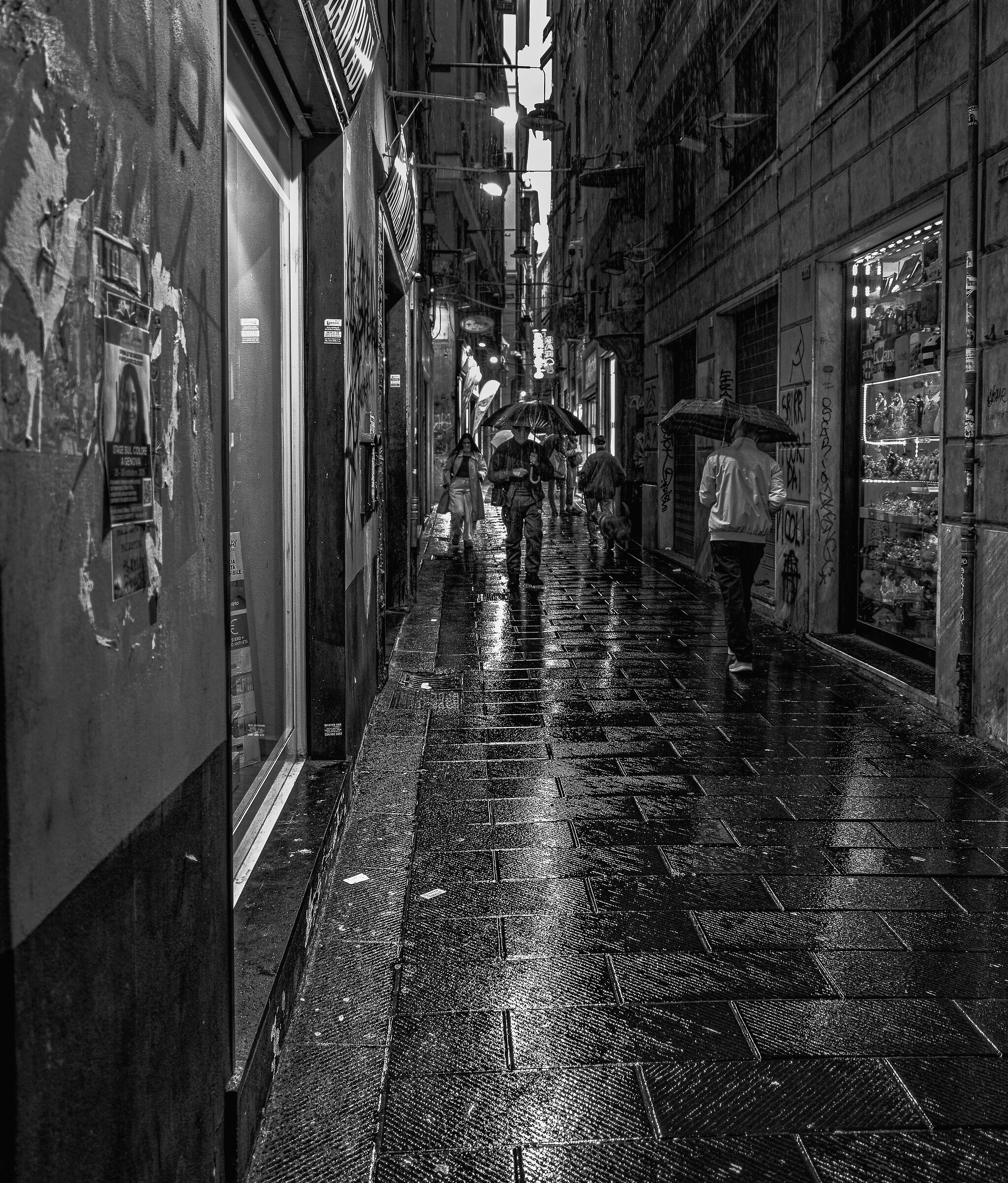 street..la pioggia nei vicoli