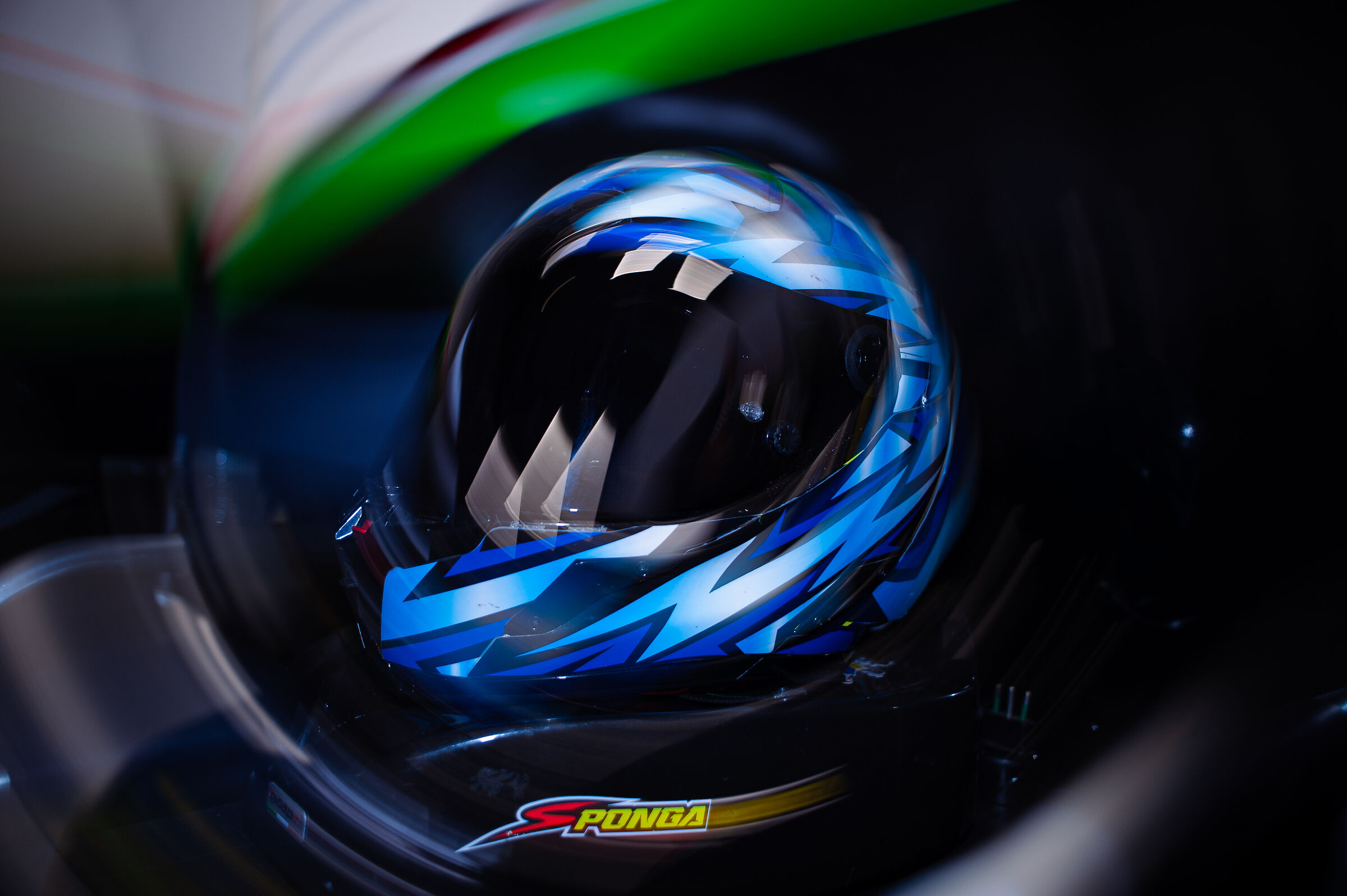 CIV Premoto3 Helmet Box