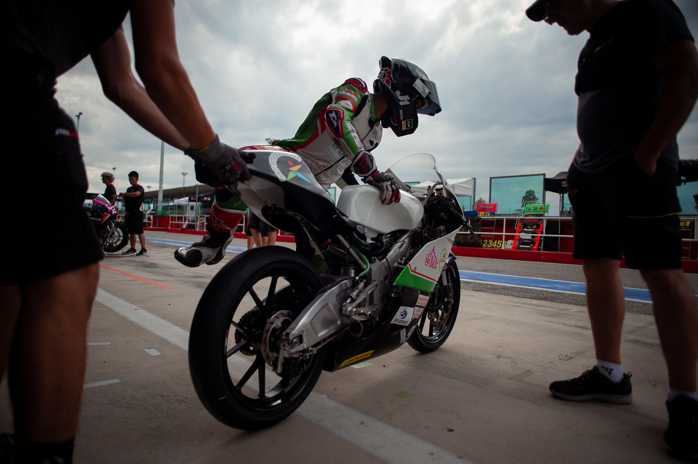 CIV Premoto3 Box