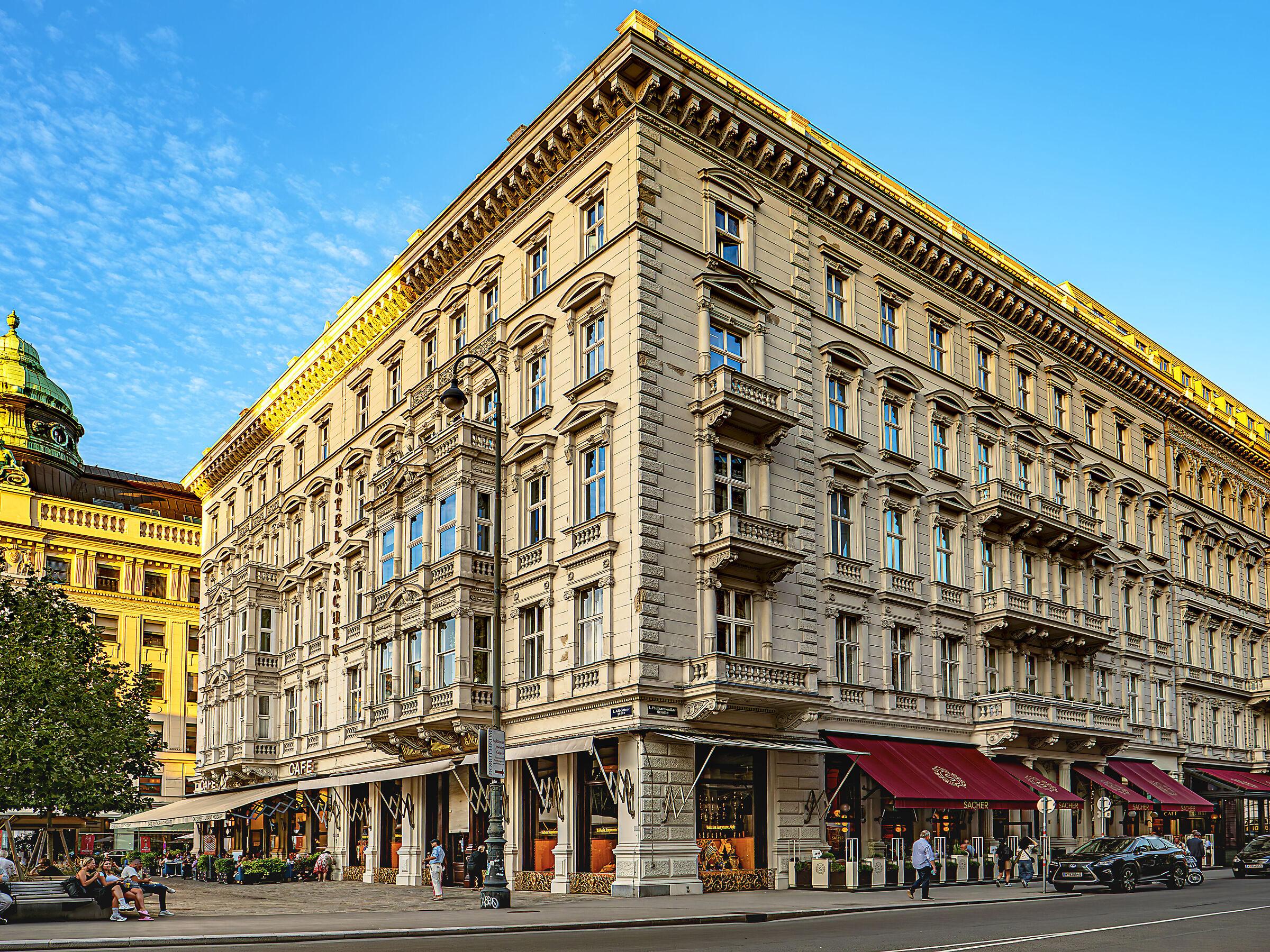 Caffè Mozart and Caffè Sacher - Vienna