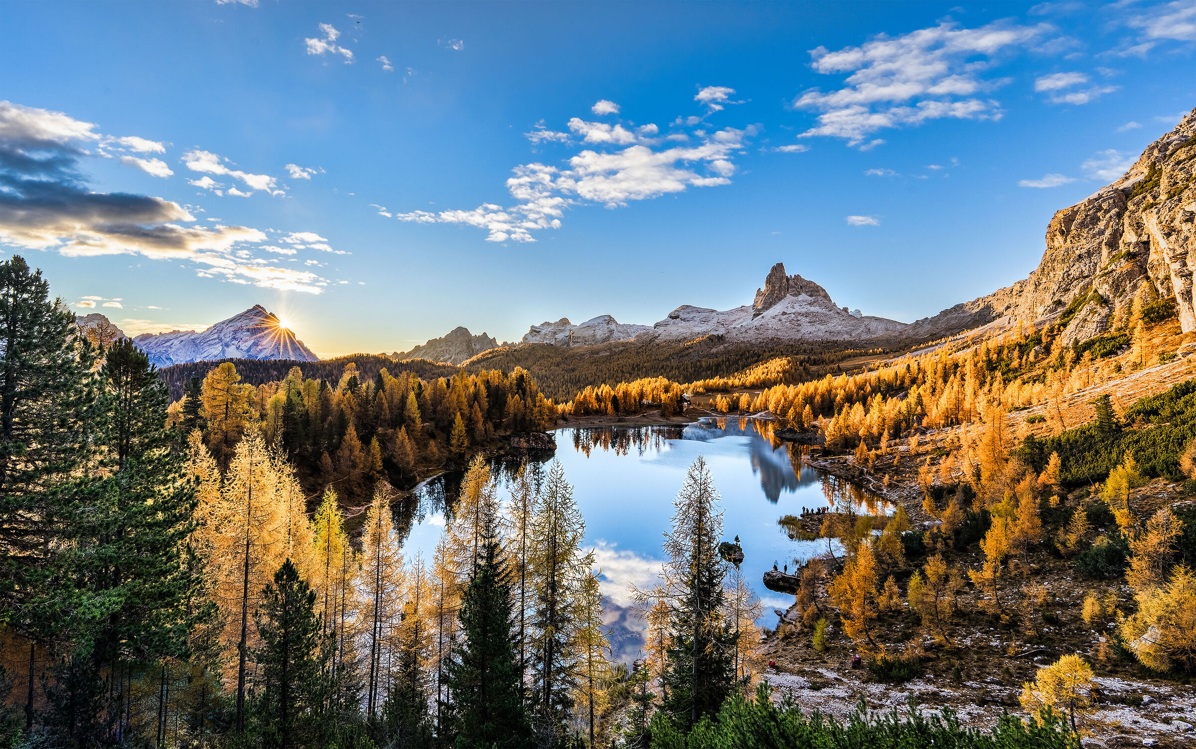 Autunno in Dolomiti Lago Federa