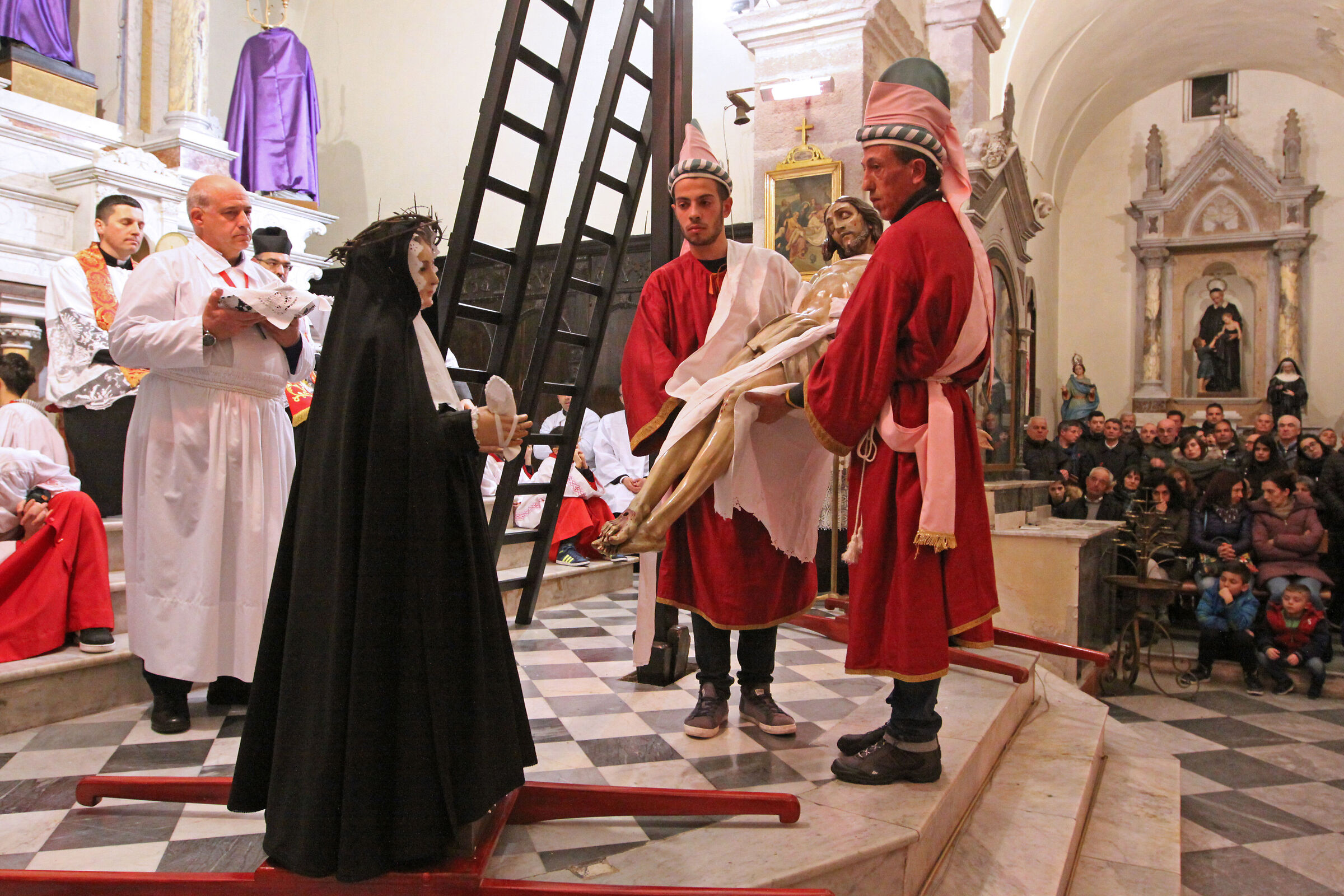 "Here is your son", Villanova Monteleone