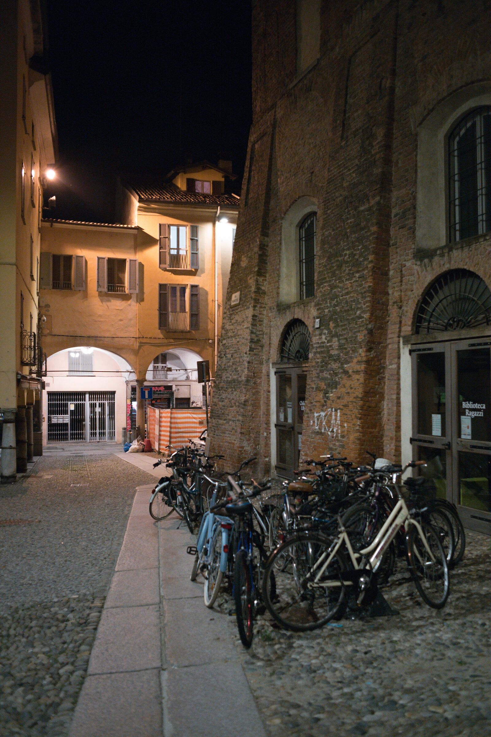 Pavie la nuit, biciclette