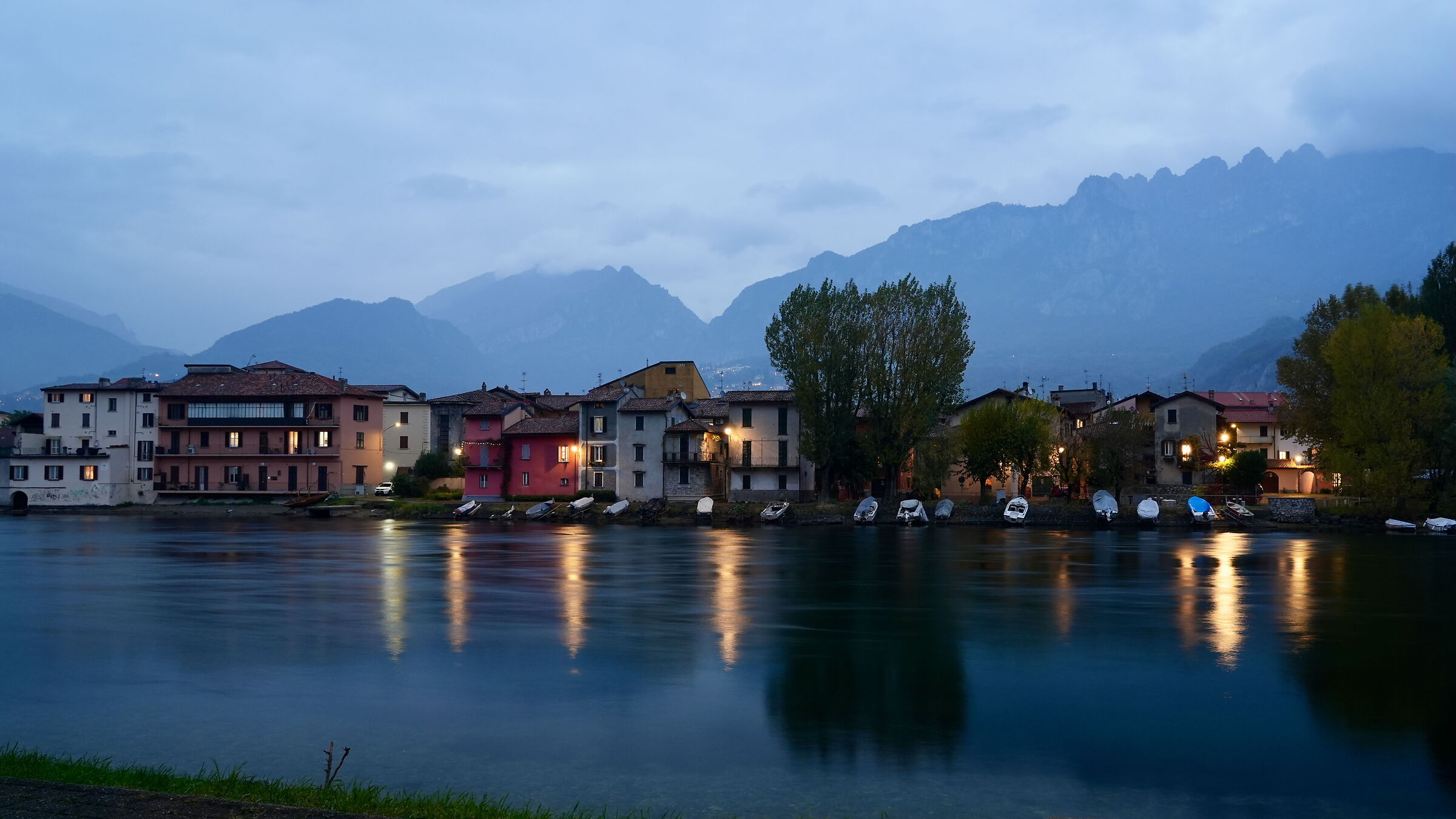 Pescarenico in a rainy evening