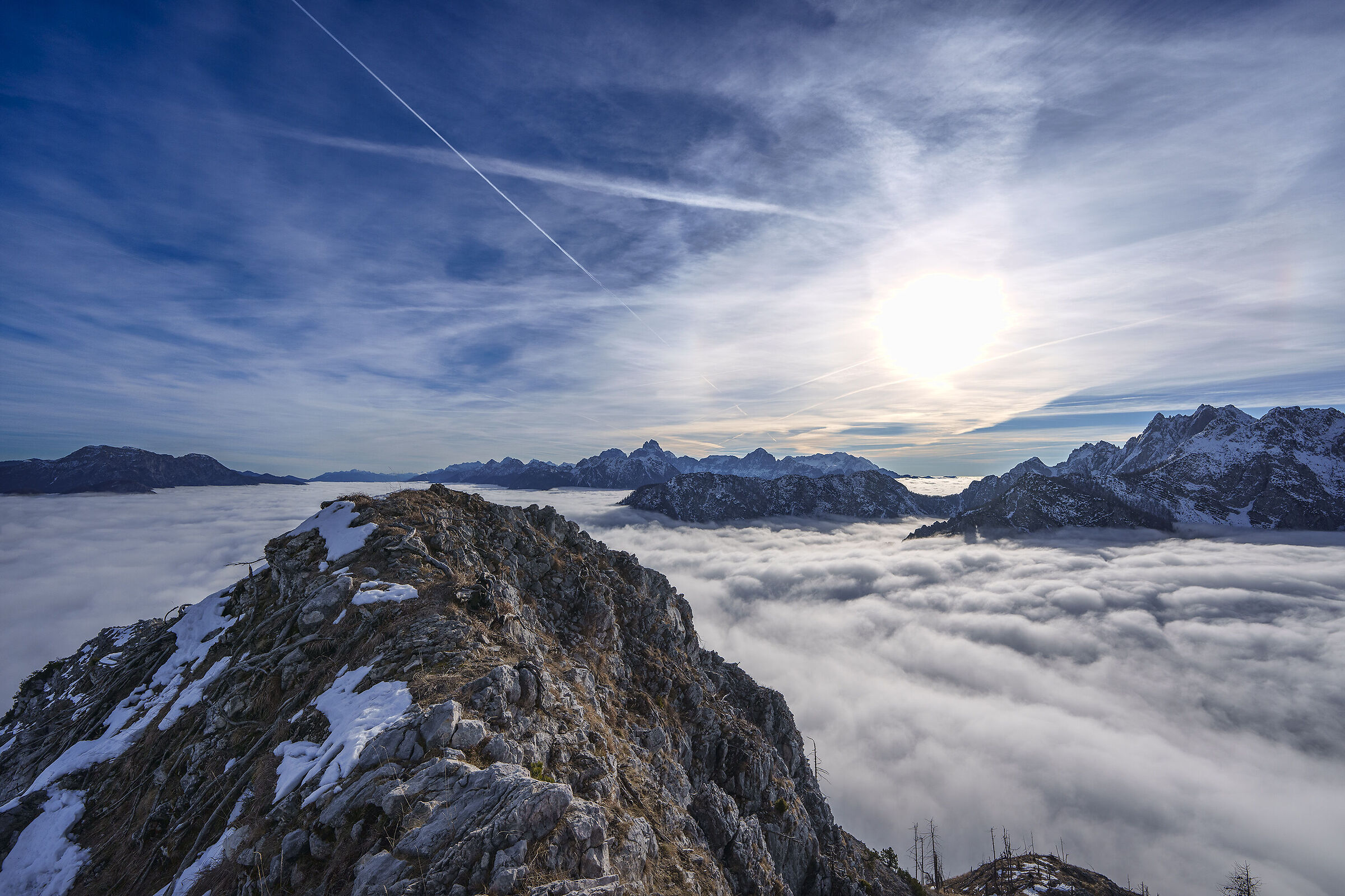 Sulla cresta del Cjavalz , alpi carniche