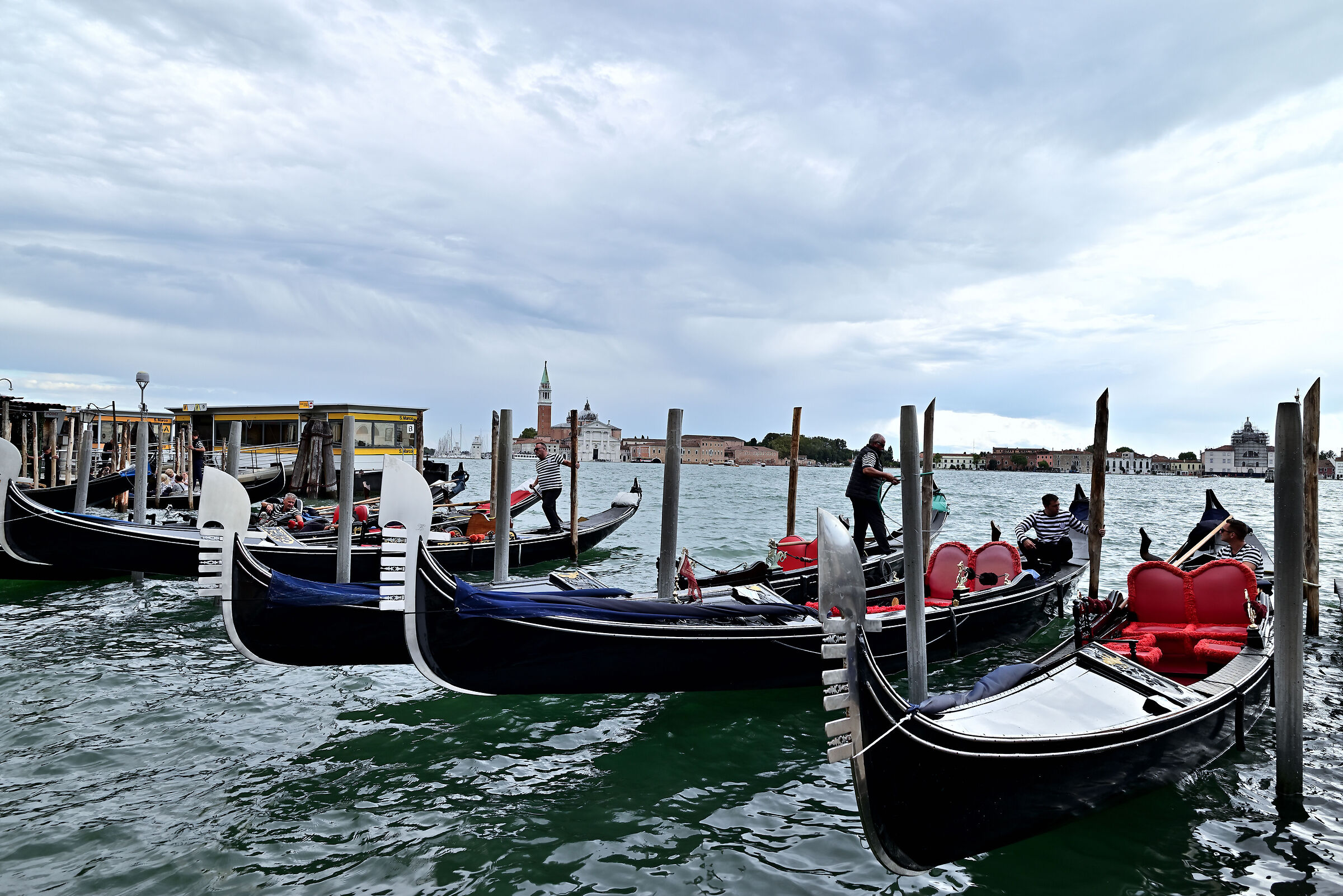 Venice grande canal & gondola