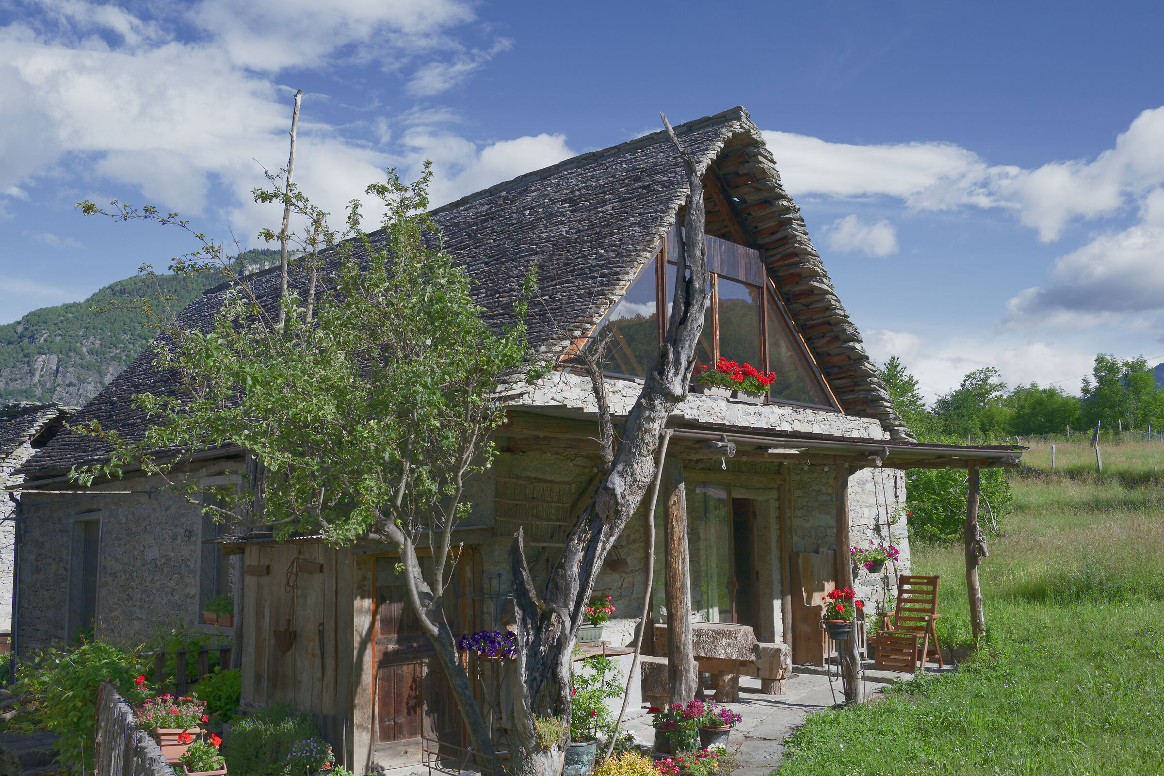 Val d'Ossola-le frazioni di Montecrestese