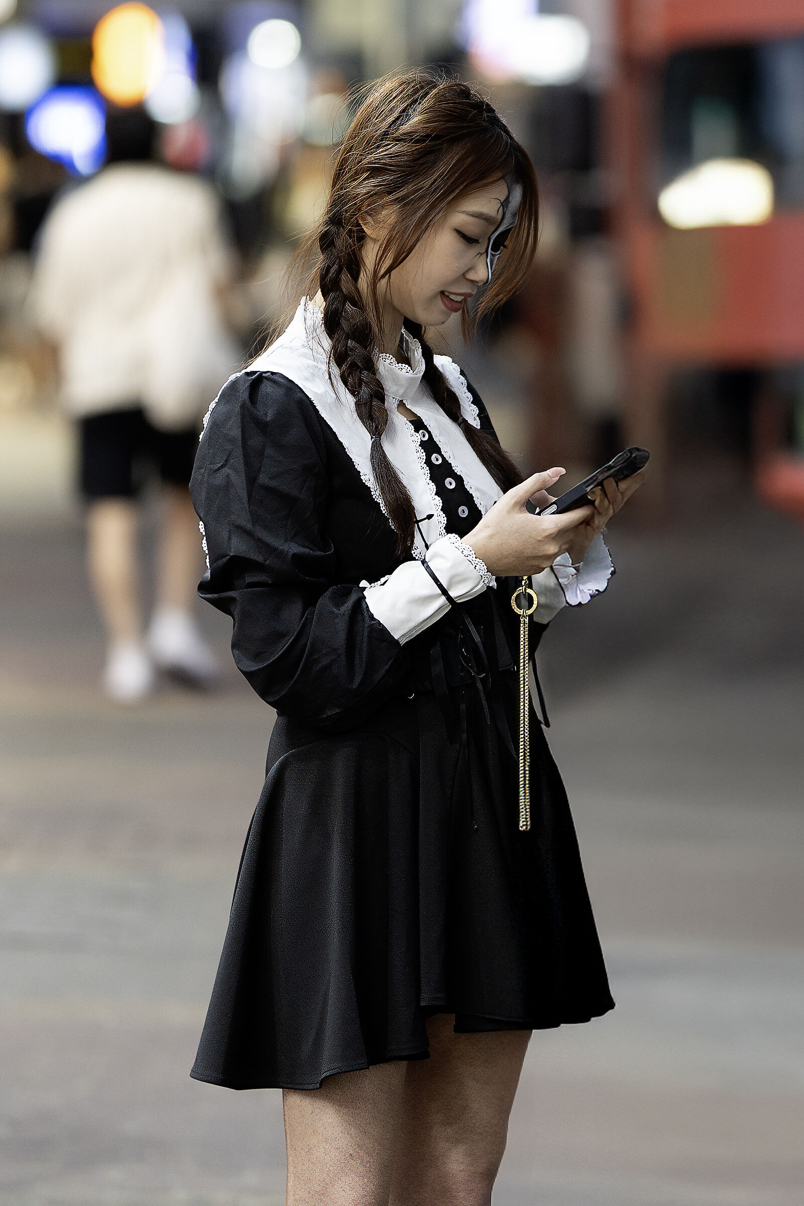 Girl in Hallowen
