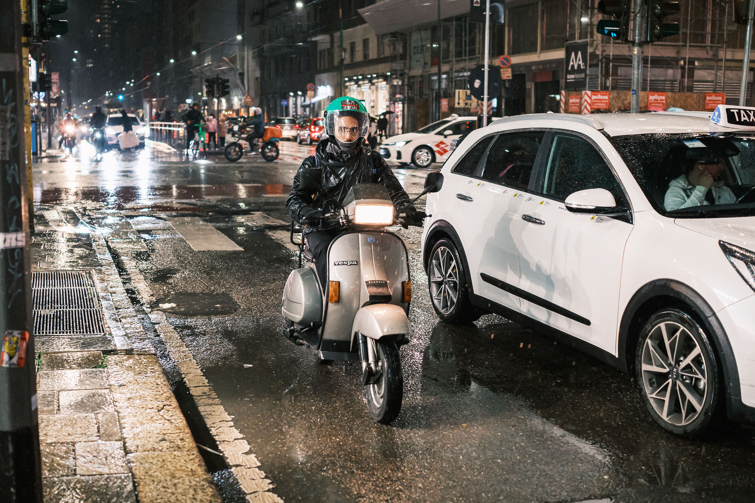 Under the rain -  Milano