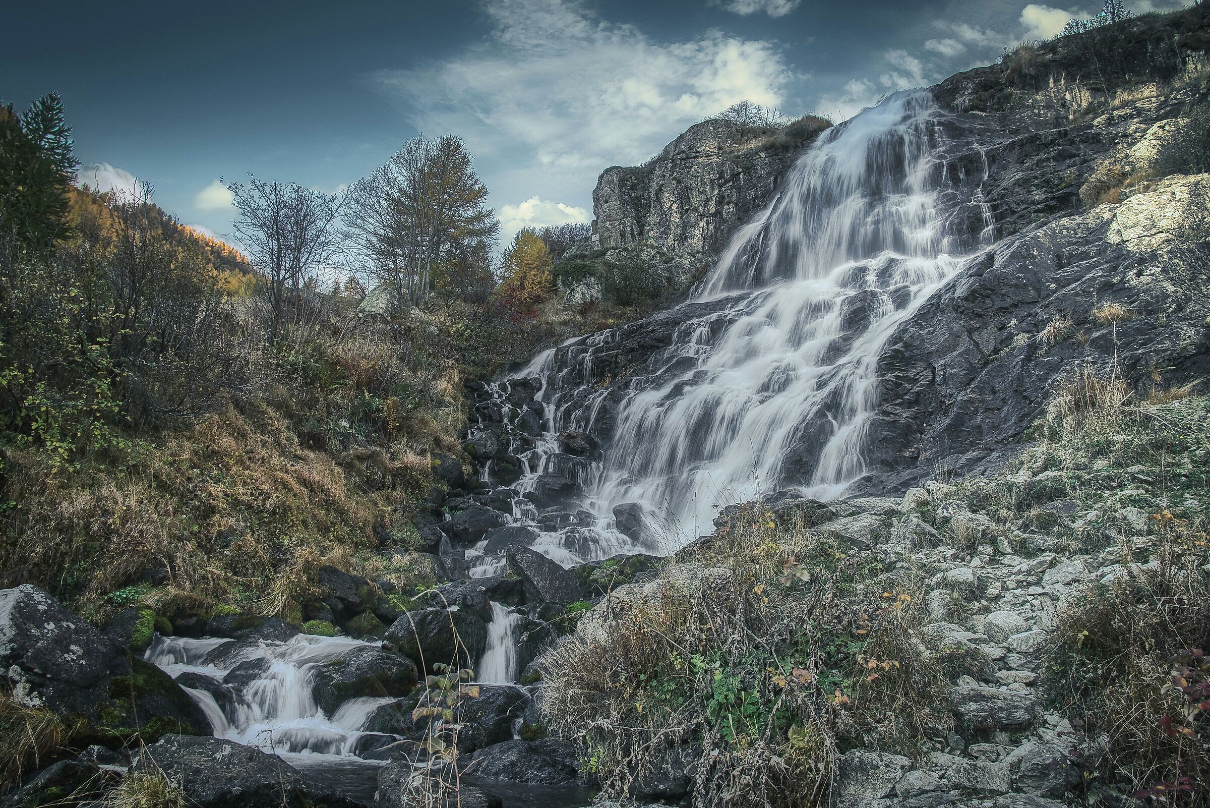 Pisciai Waterfall (Stura di Demonte Valley)