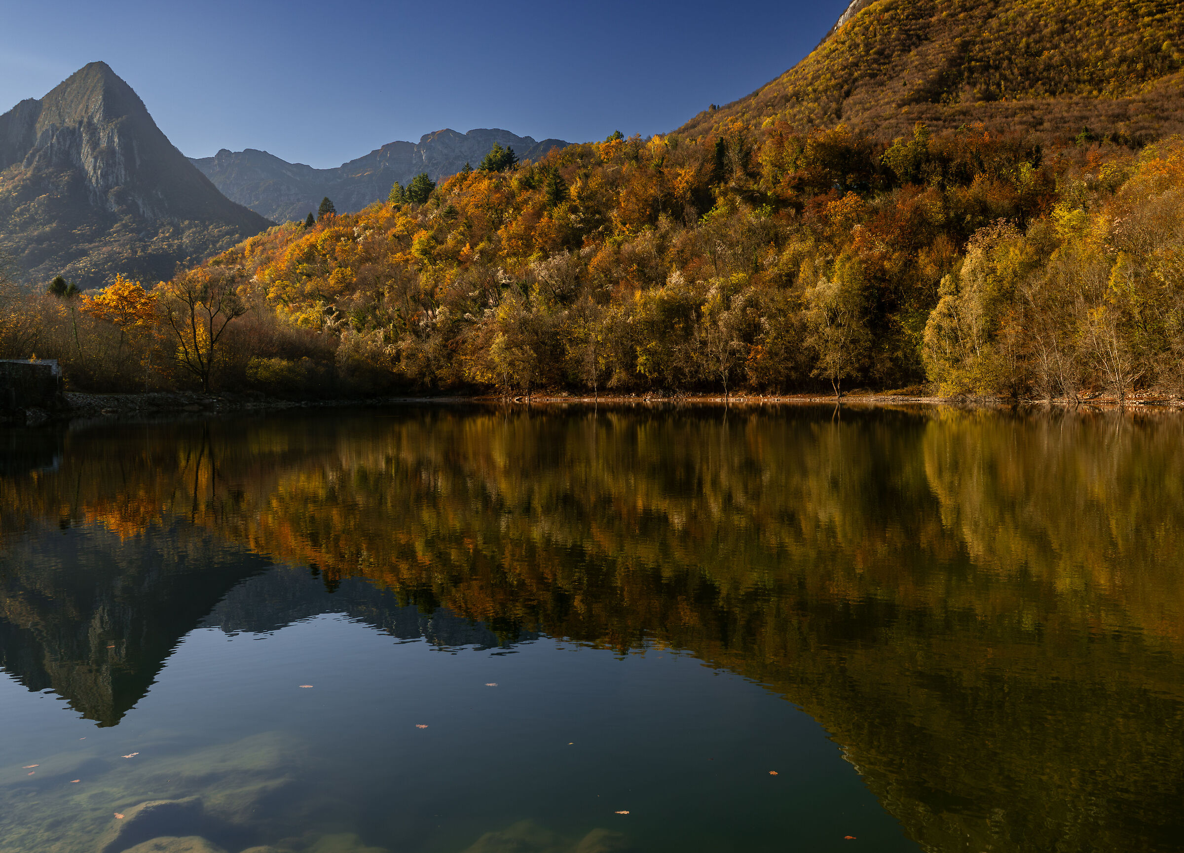 Lake Vedana