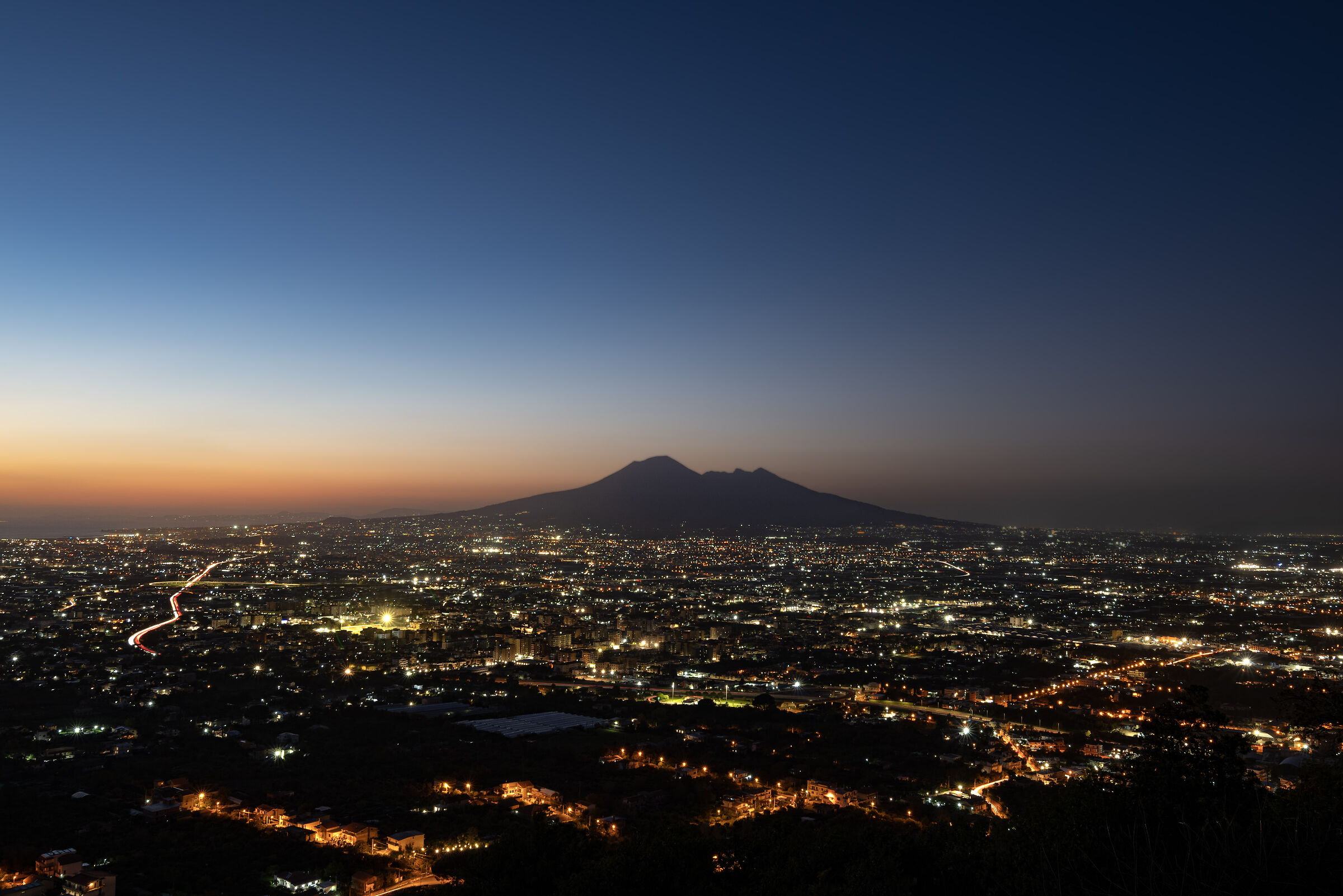 Crepuscolo sul Vesuvio