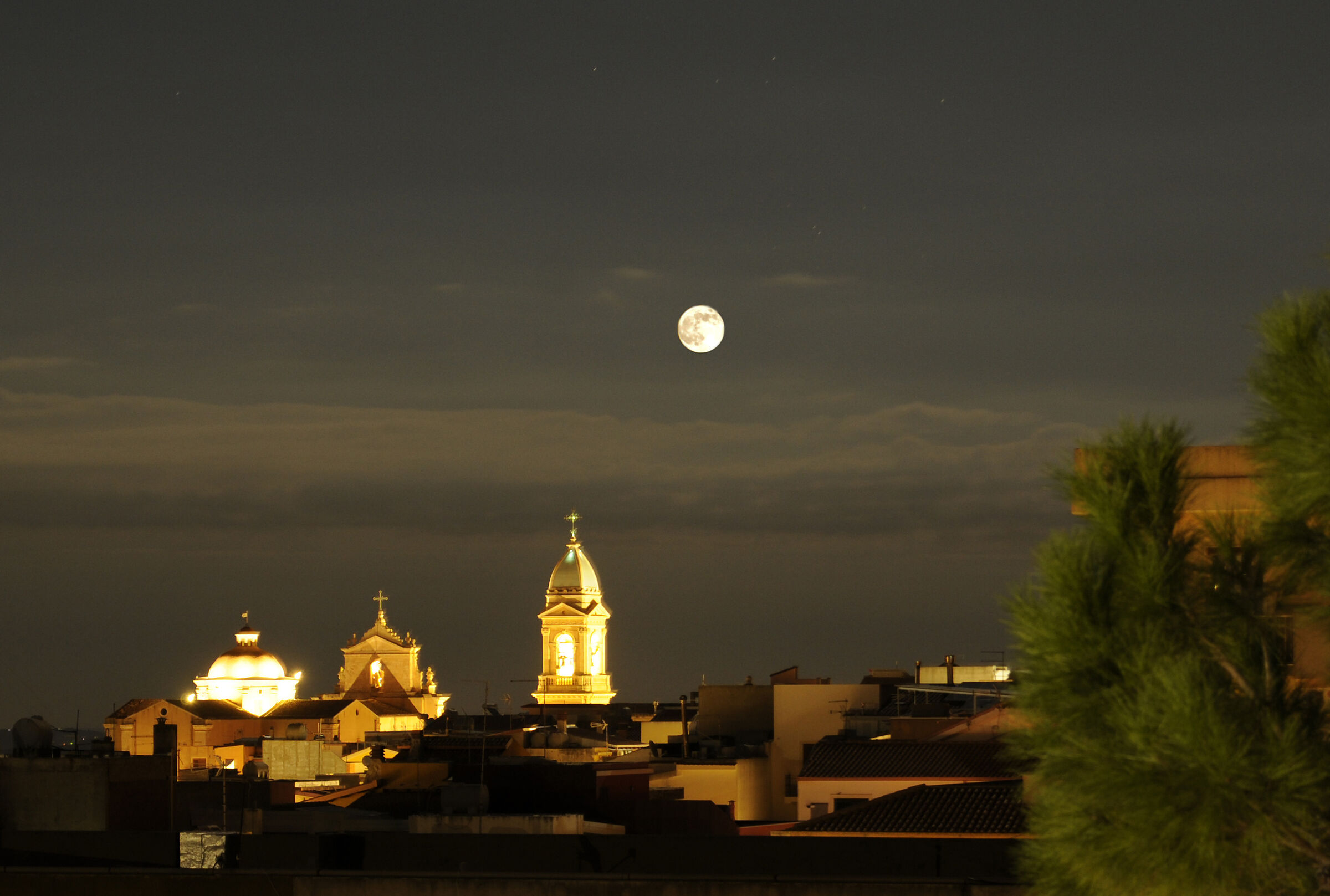 La superluna "del castoro" 05 novembre 2025