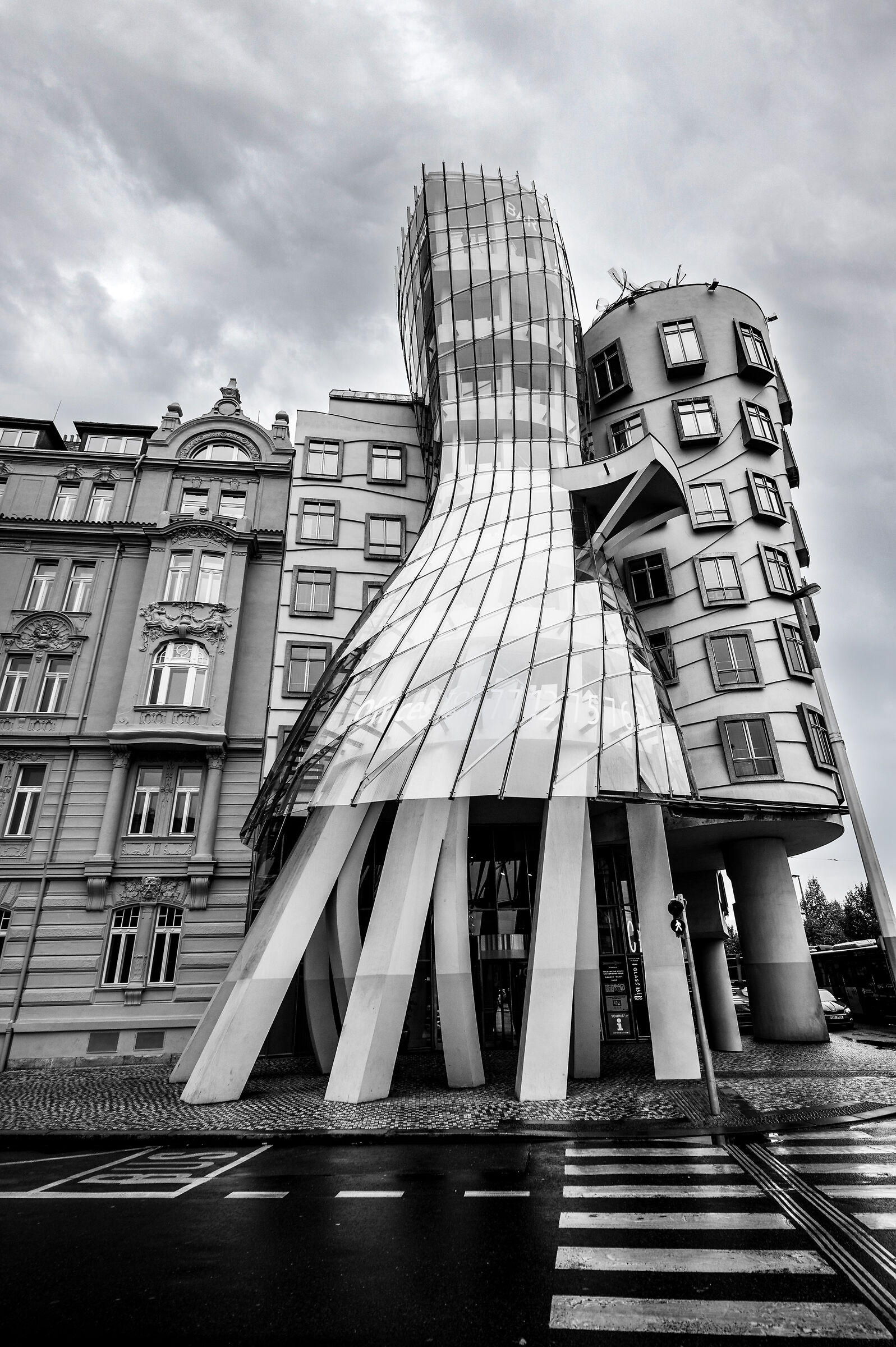 The dancing house
