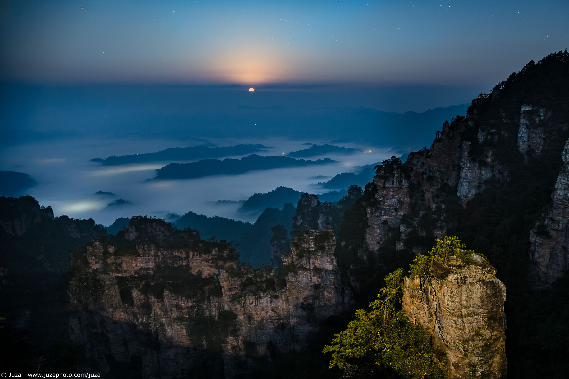 Tramonto lunare