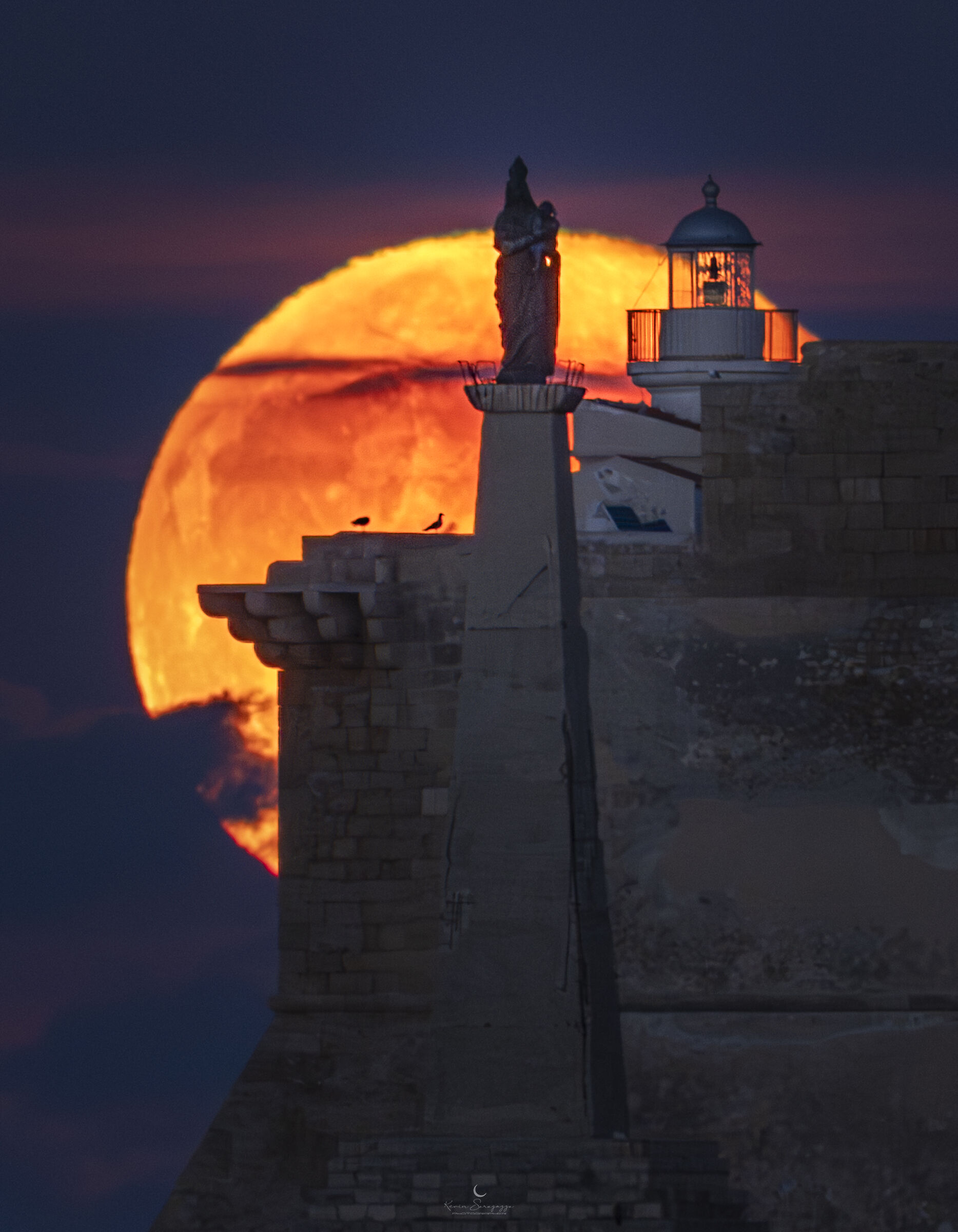 Lunar alignment towards Forte di Capo Passero2