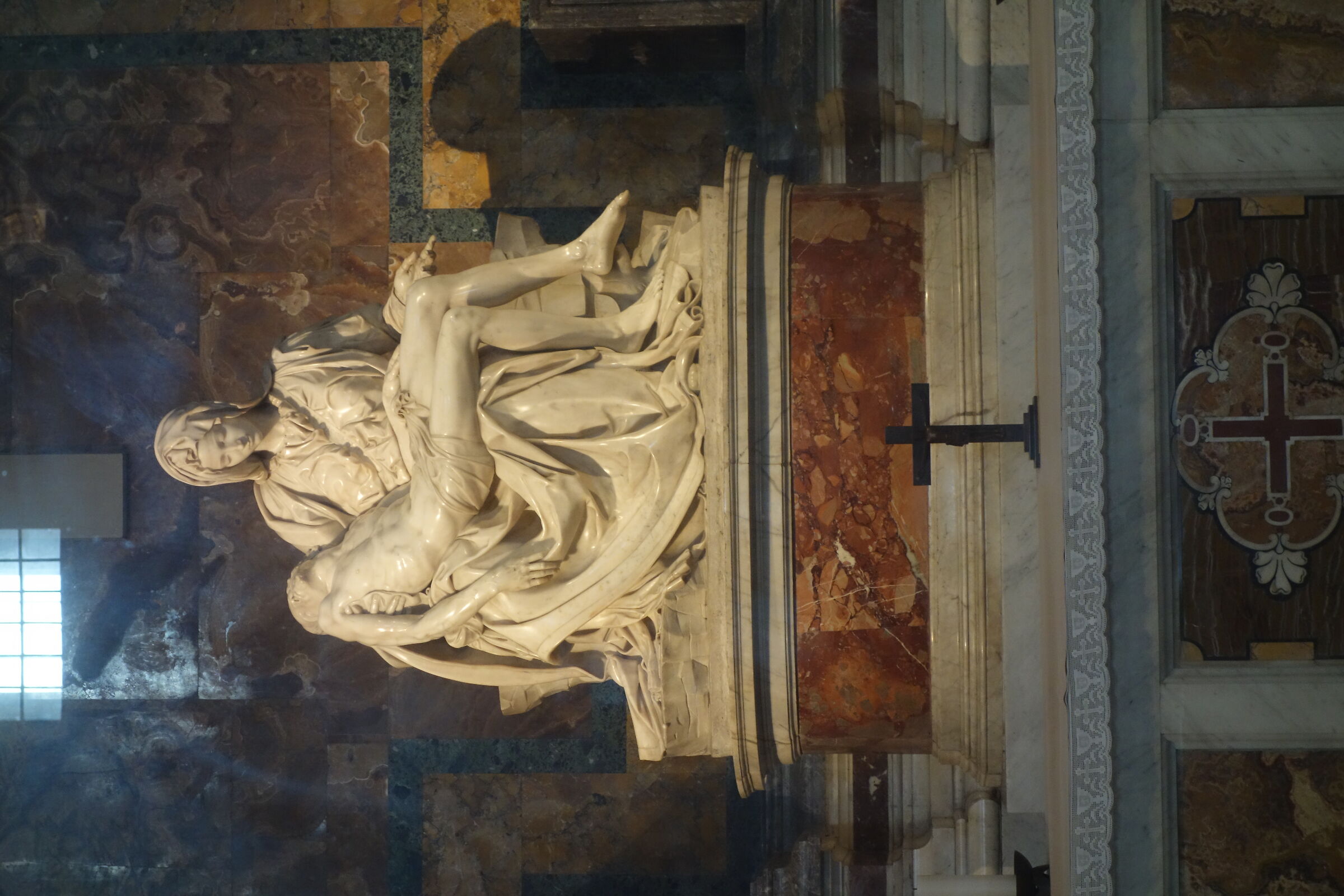 La Pietà di Michelangelo-Basilica di S.Pietro-Roma