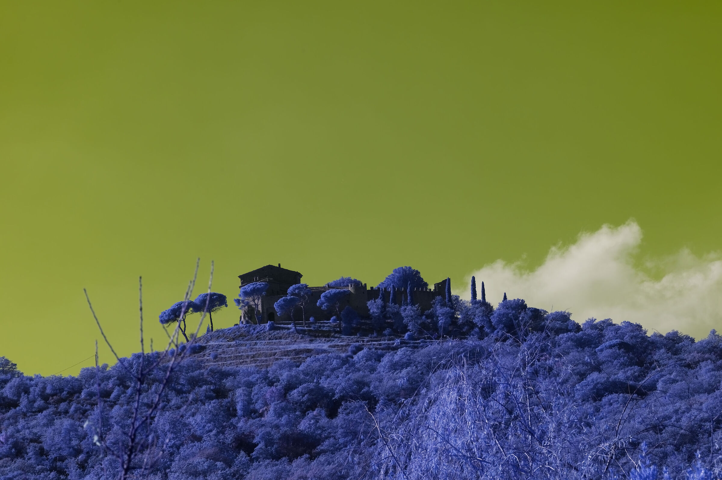 Montegualandro Castle IR 550nm