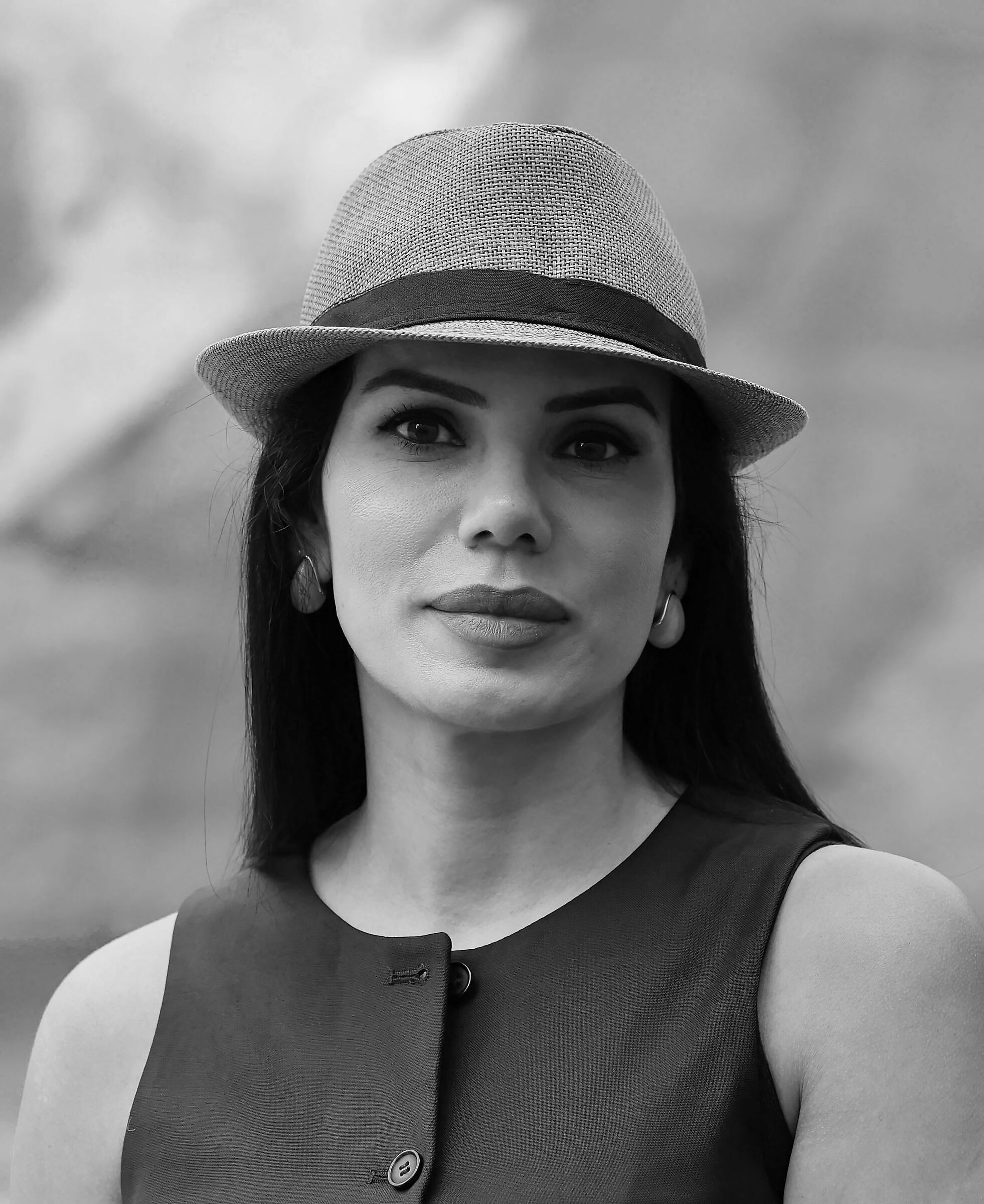 Turn around, look at me and... Think of me