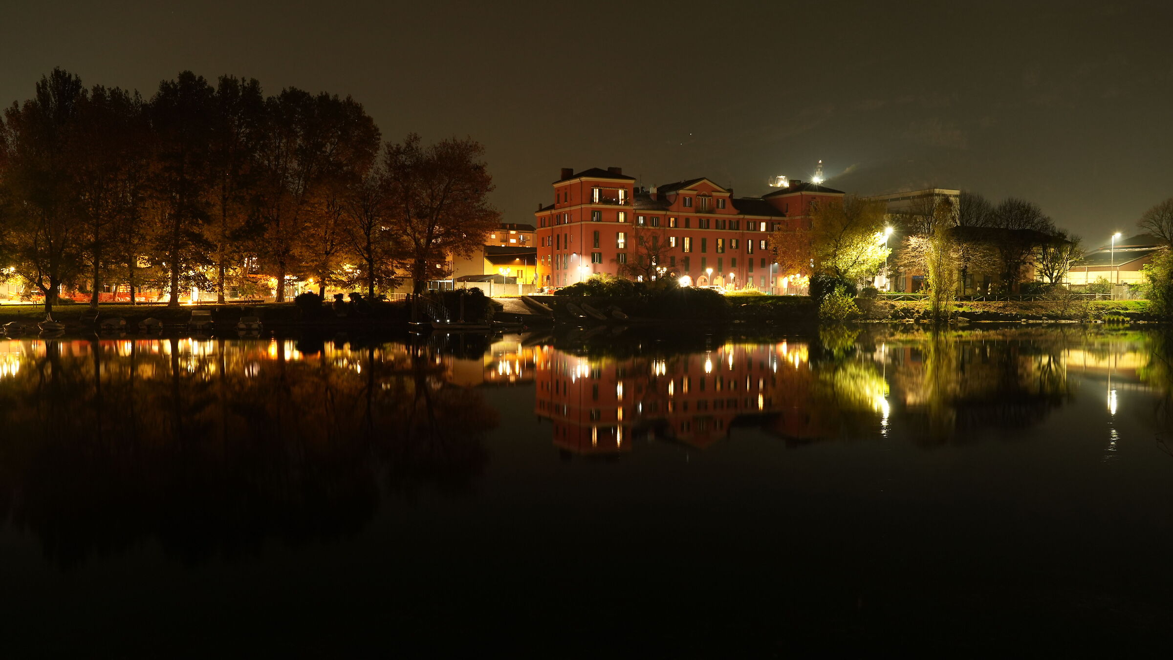 Pescarenico, twilight of 9 November