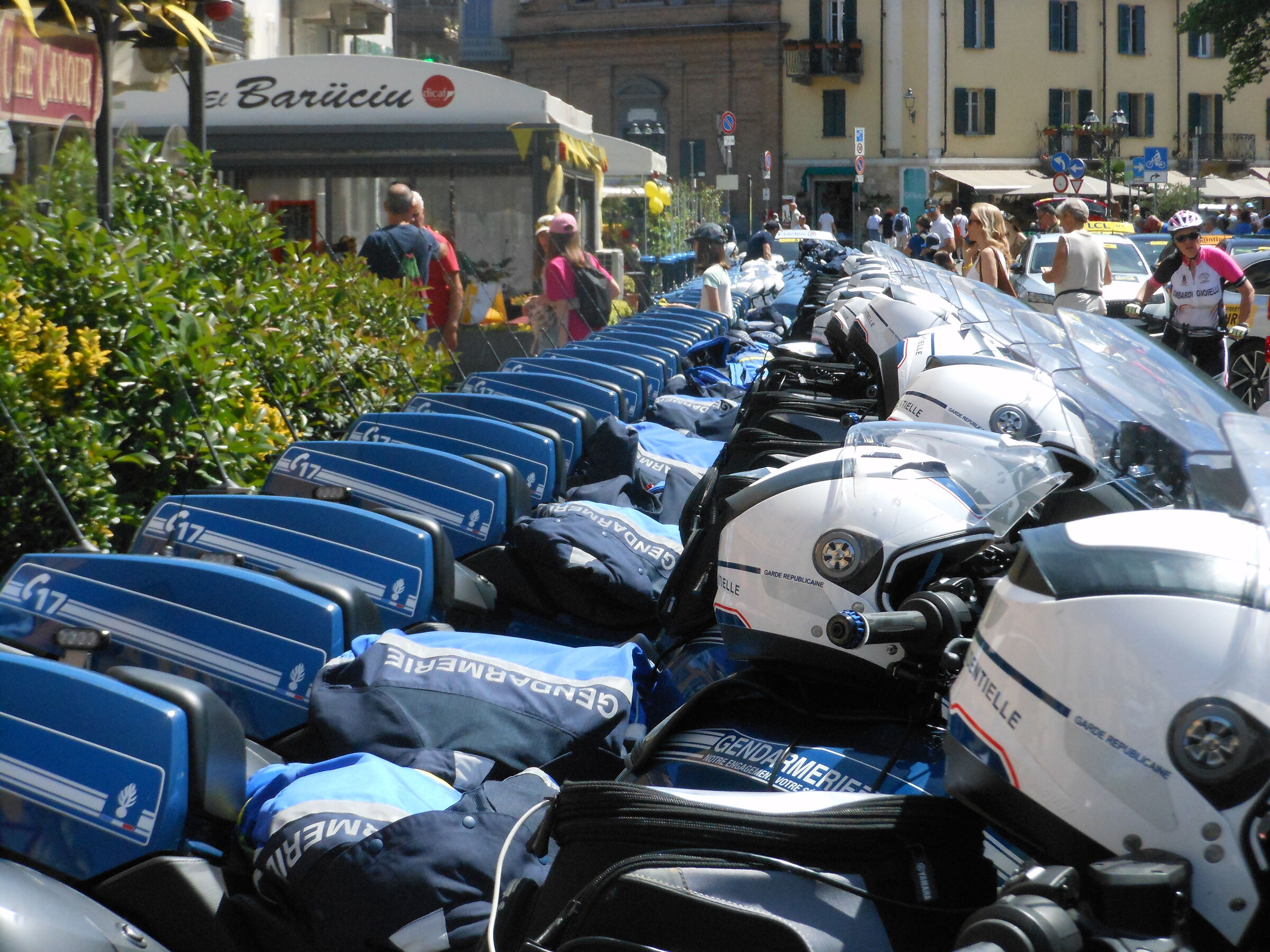 Gendarmerie Tour equipment